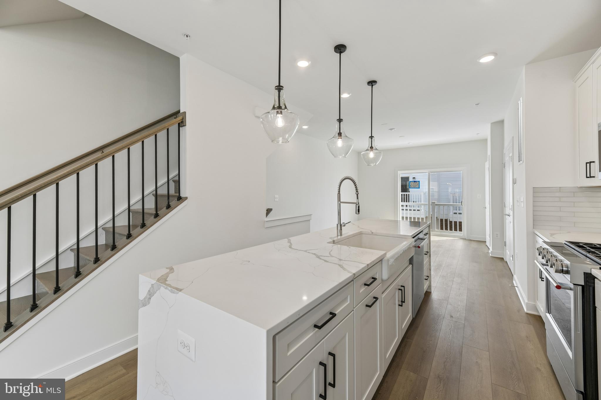 FARMSTEAD DISTRICT - Residential