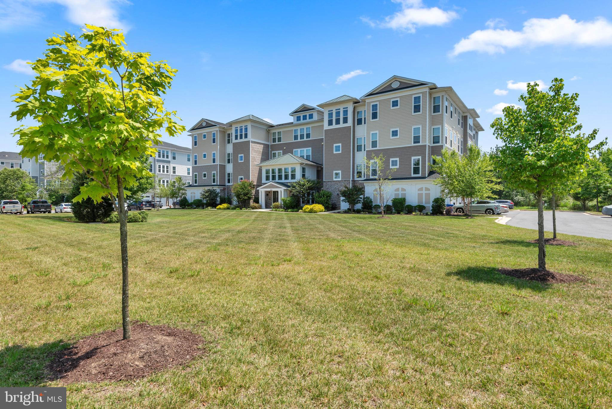 FOUR SEASONS AT KENT ISLAND - Residential