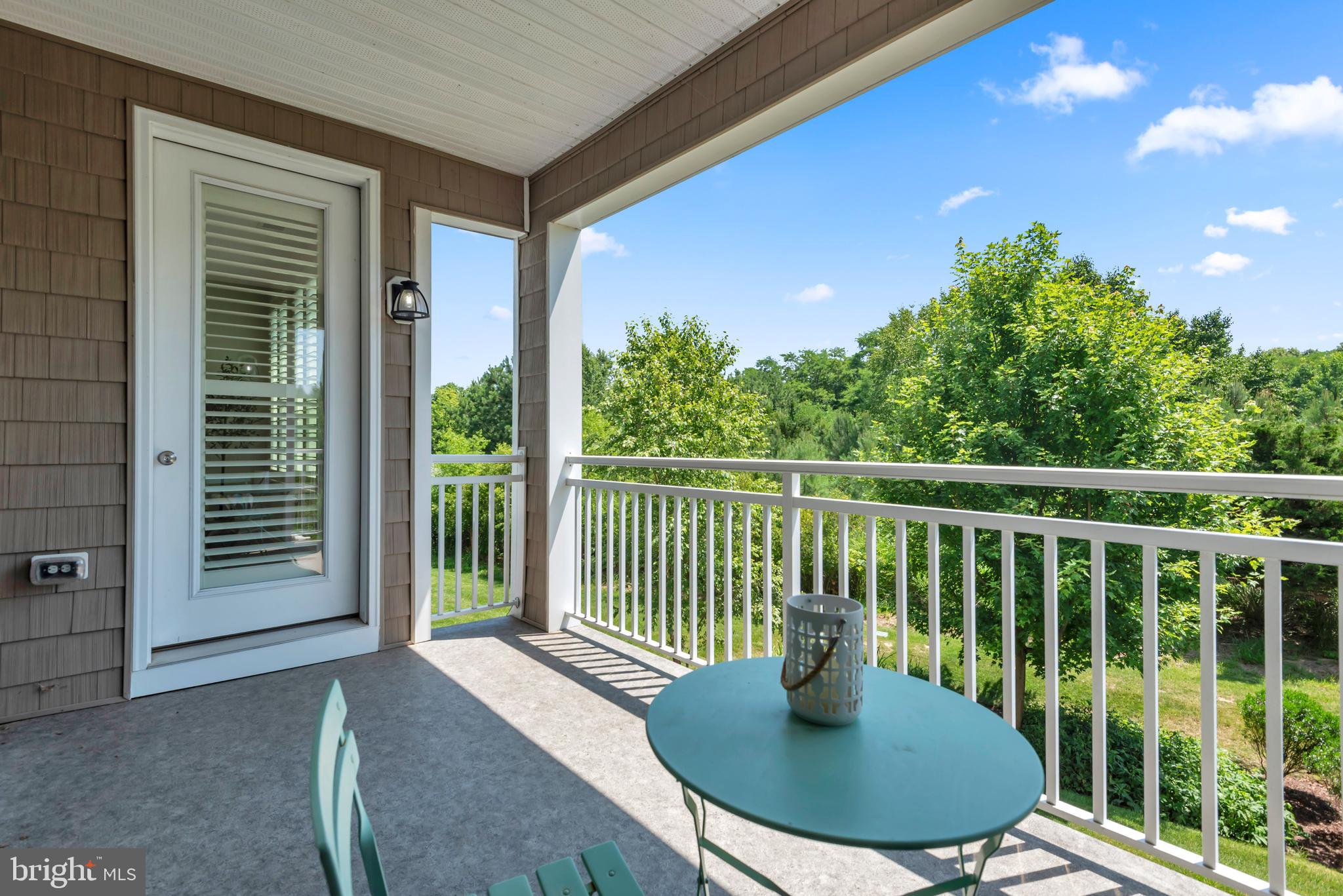 FOUR SEASONS AT KENT ISLAND - Residential