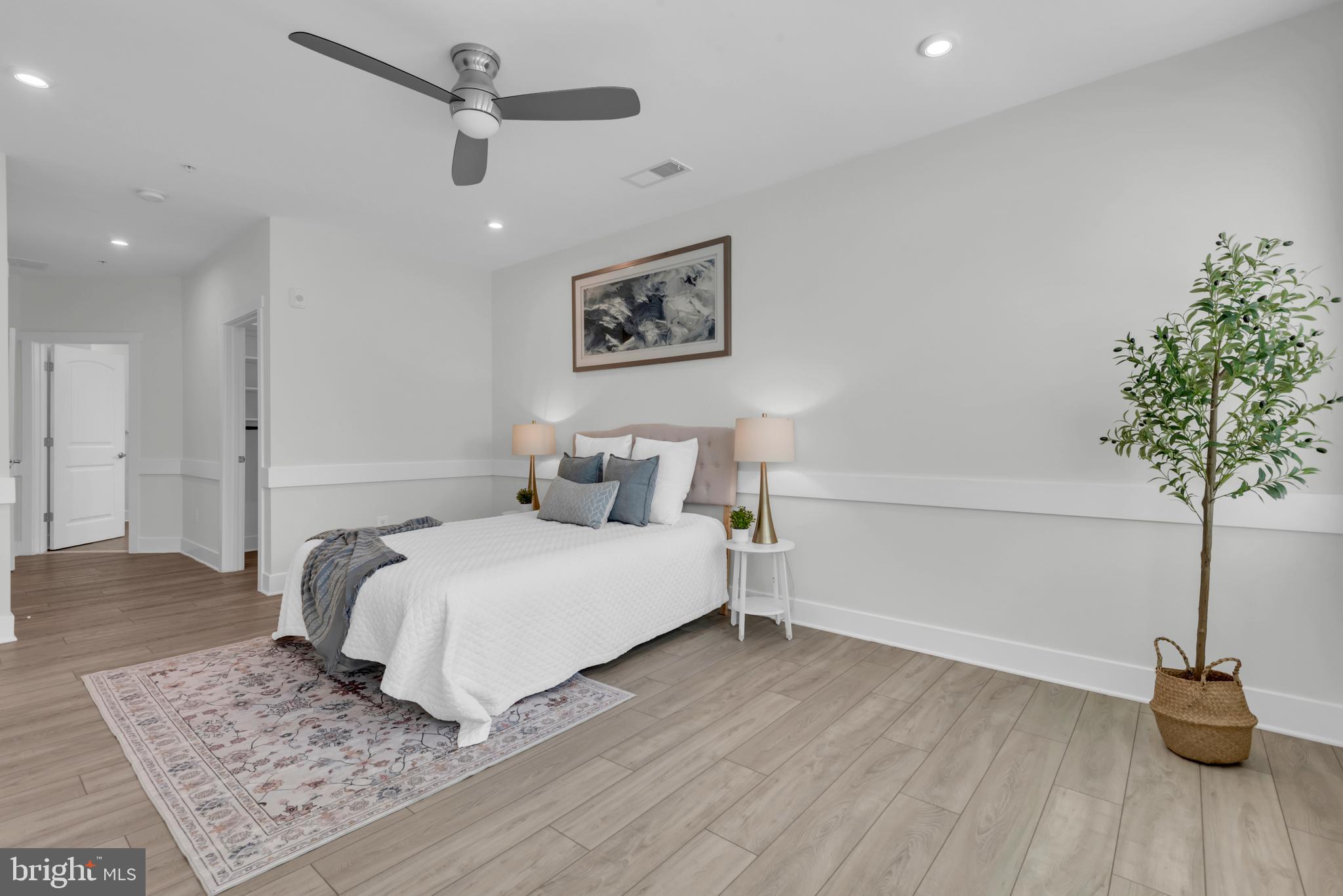 FOUR SEASONS AT KENT ISLAND - Residential