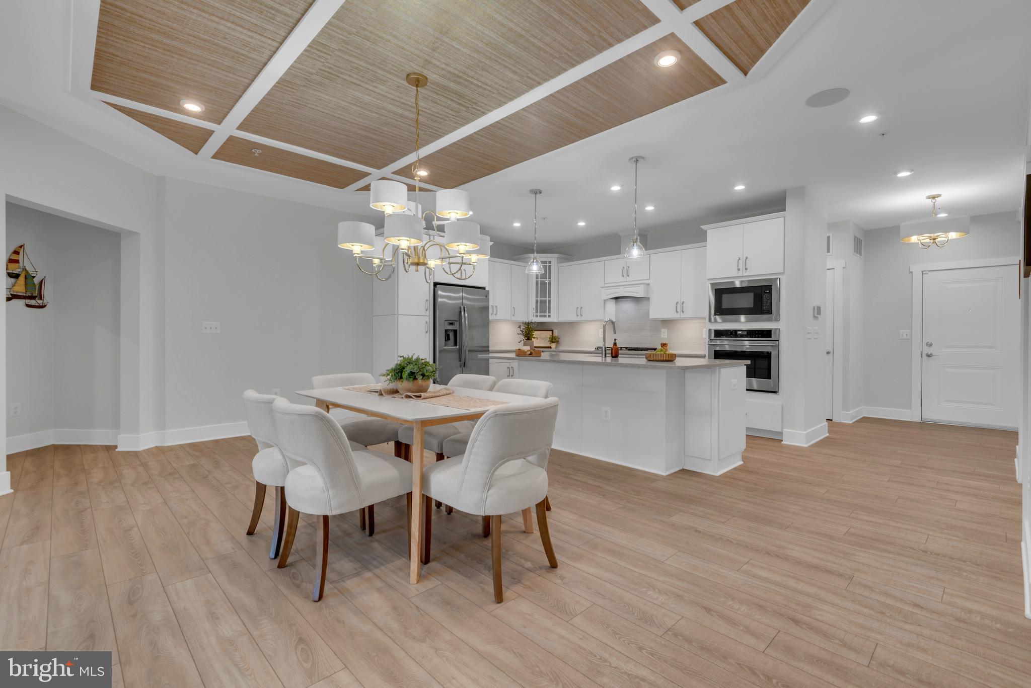 FOUR SEASONS AT KENT ISLAND - Residential
