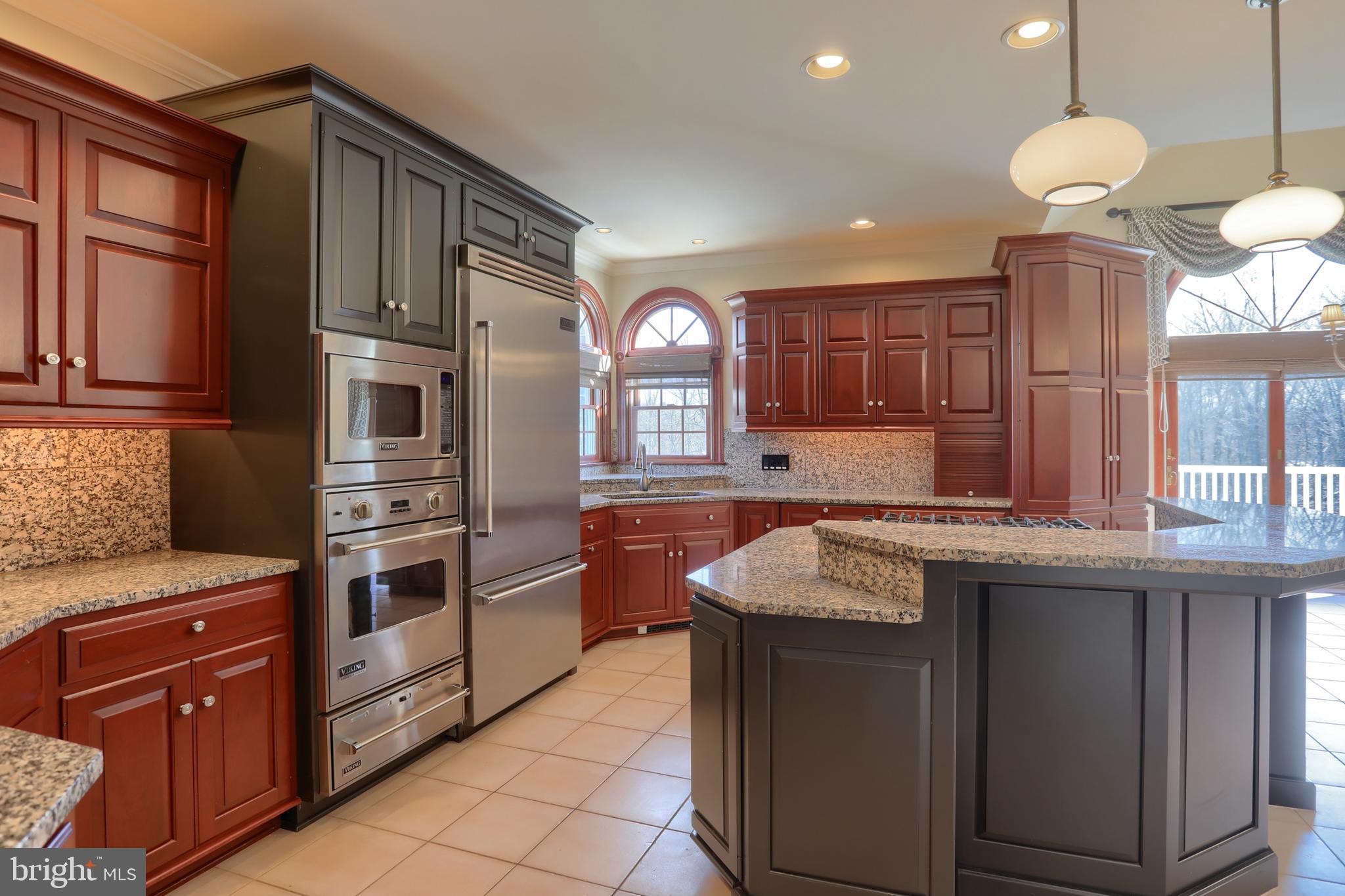 EDISON WOODS - Residential