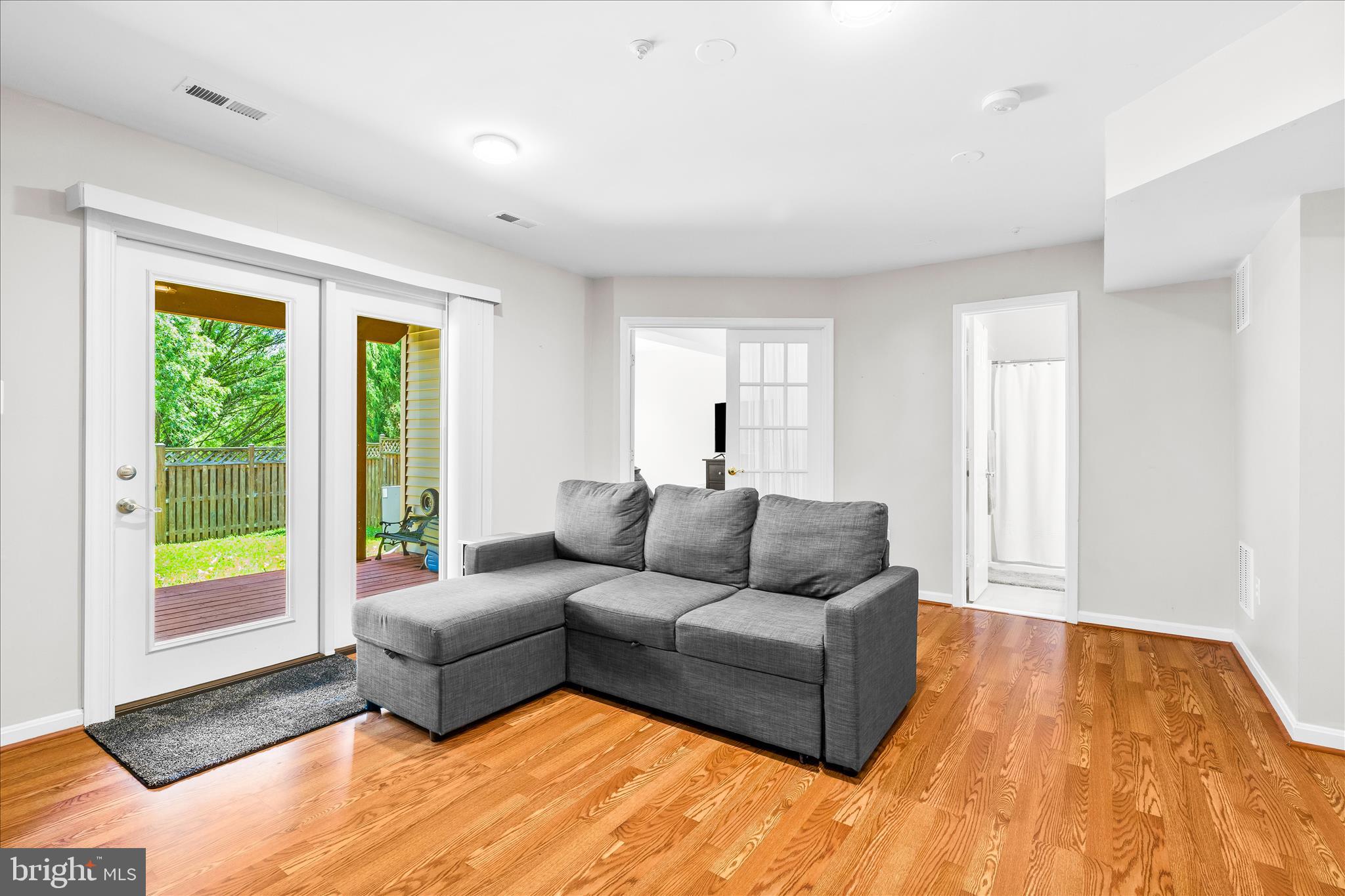 WORMANS MILL - Residential