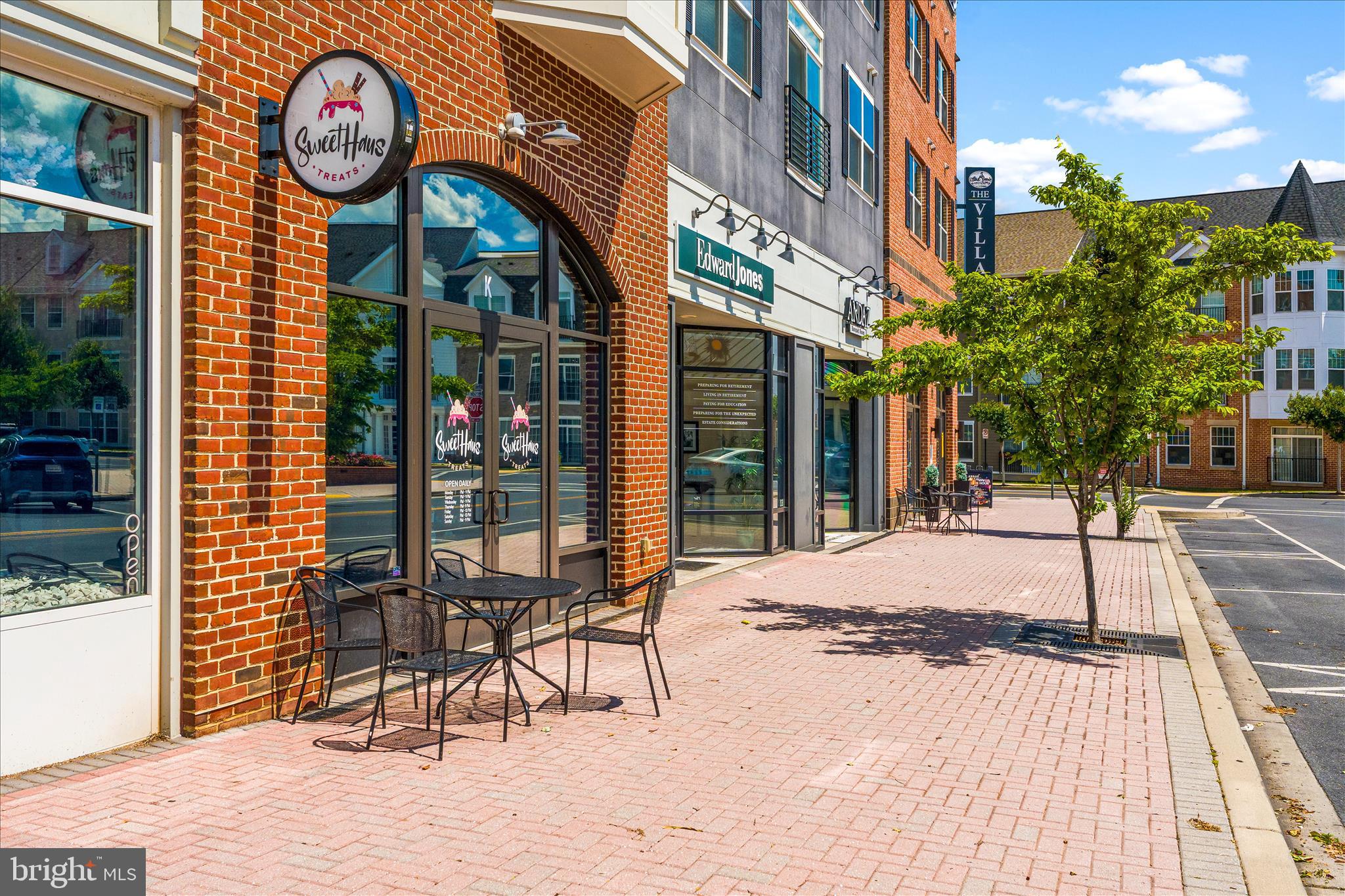 WORMANS MILL - Residential