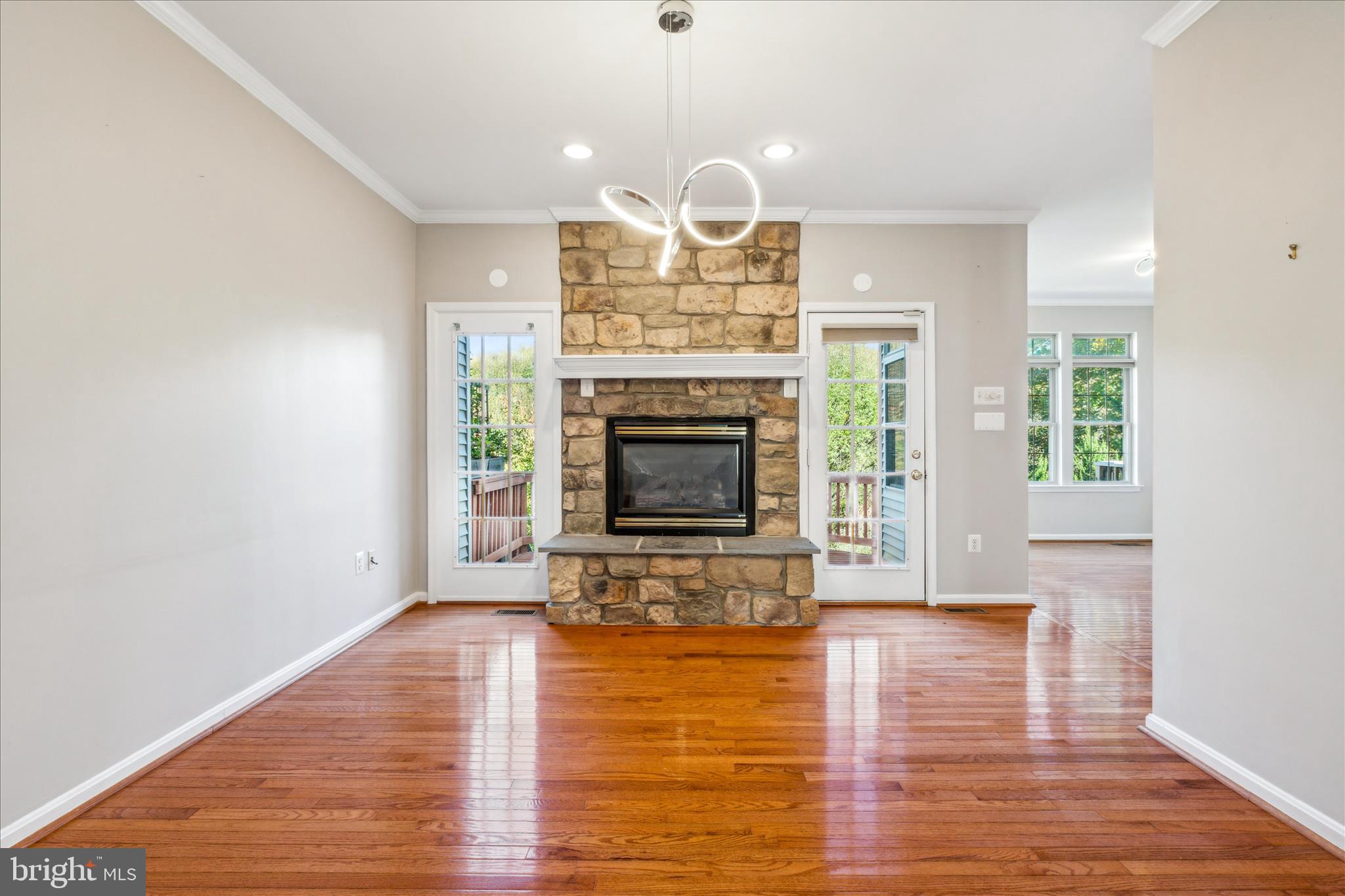 WORMANS MILL - Residential
