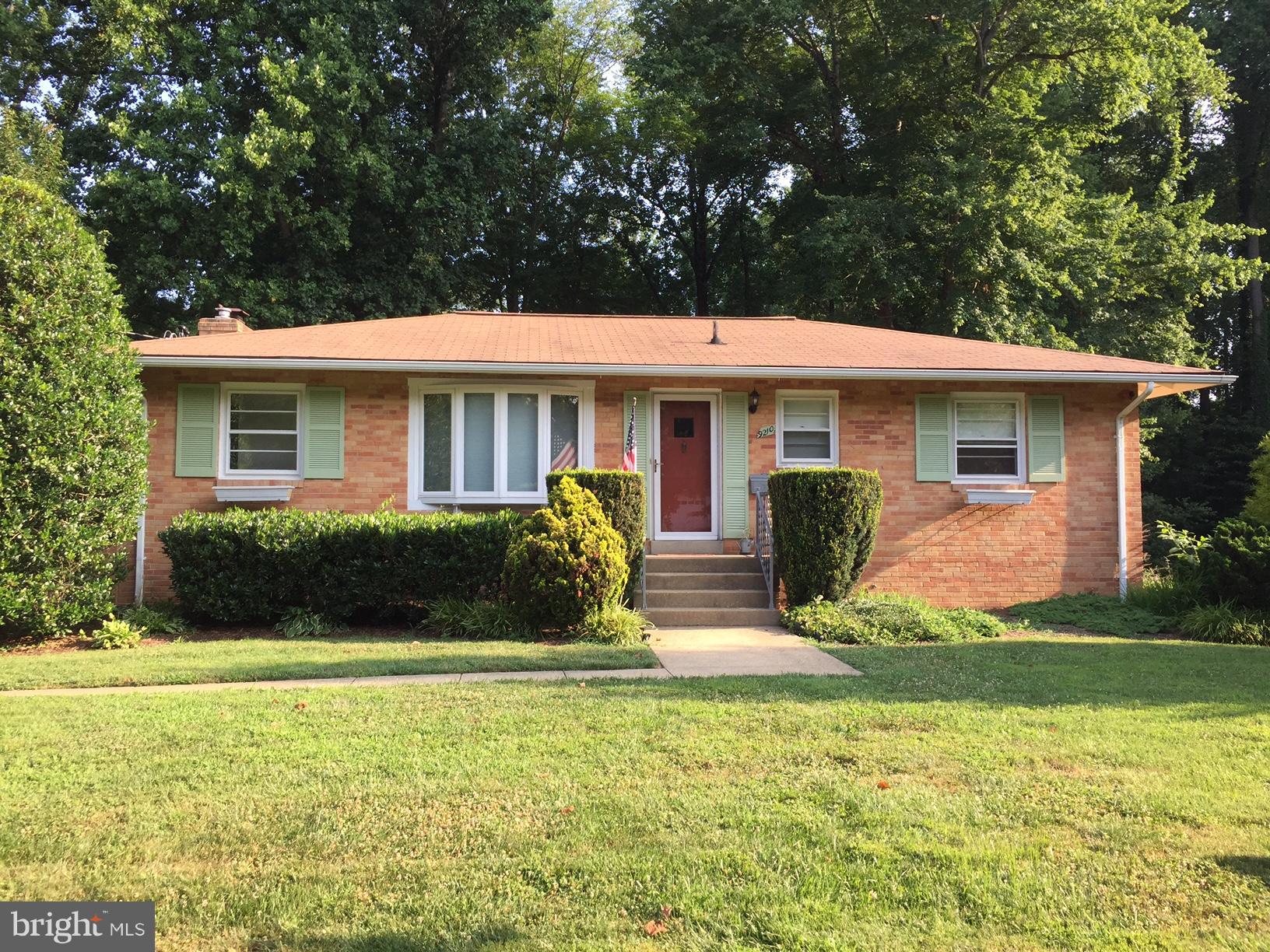 TOWN AND COUNTRY ESTATES - Residential