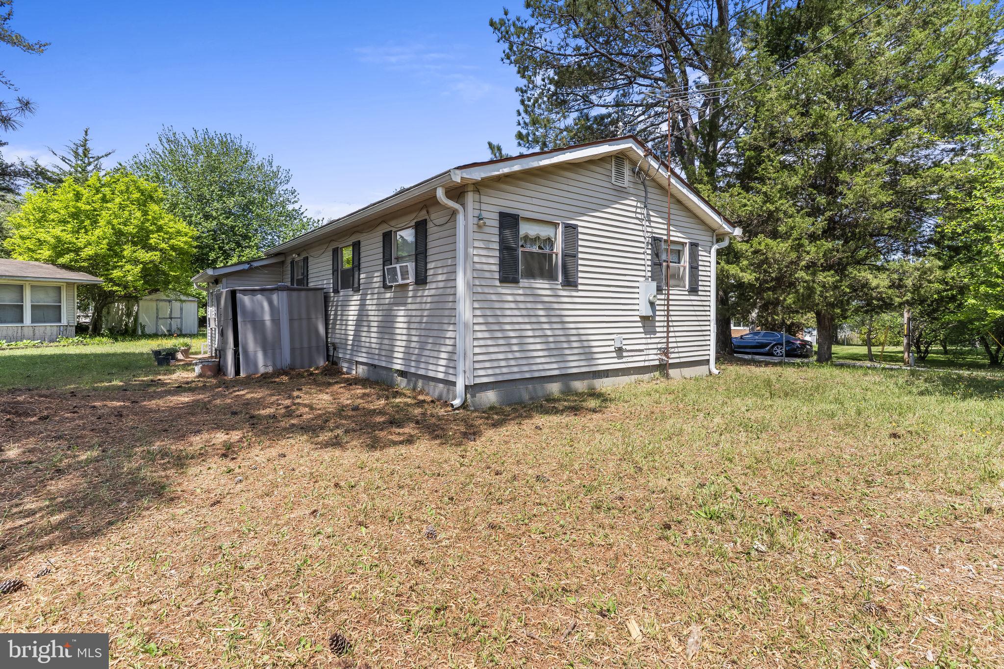MILL POINT SHORES - Residential