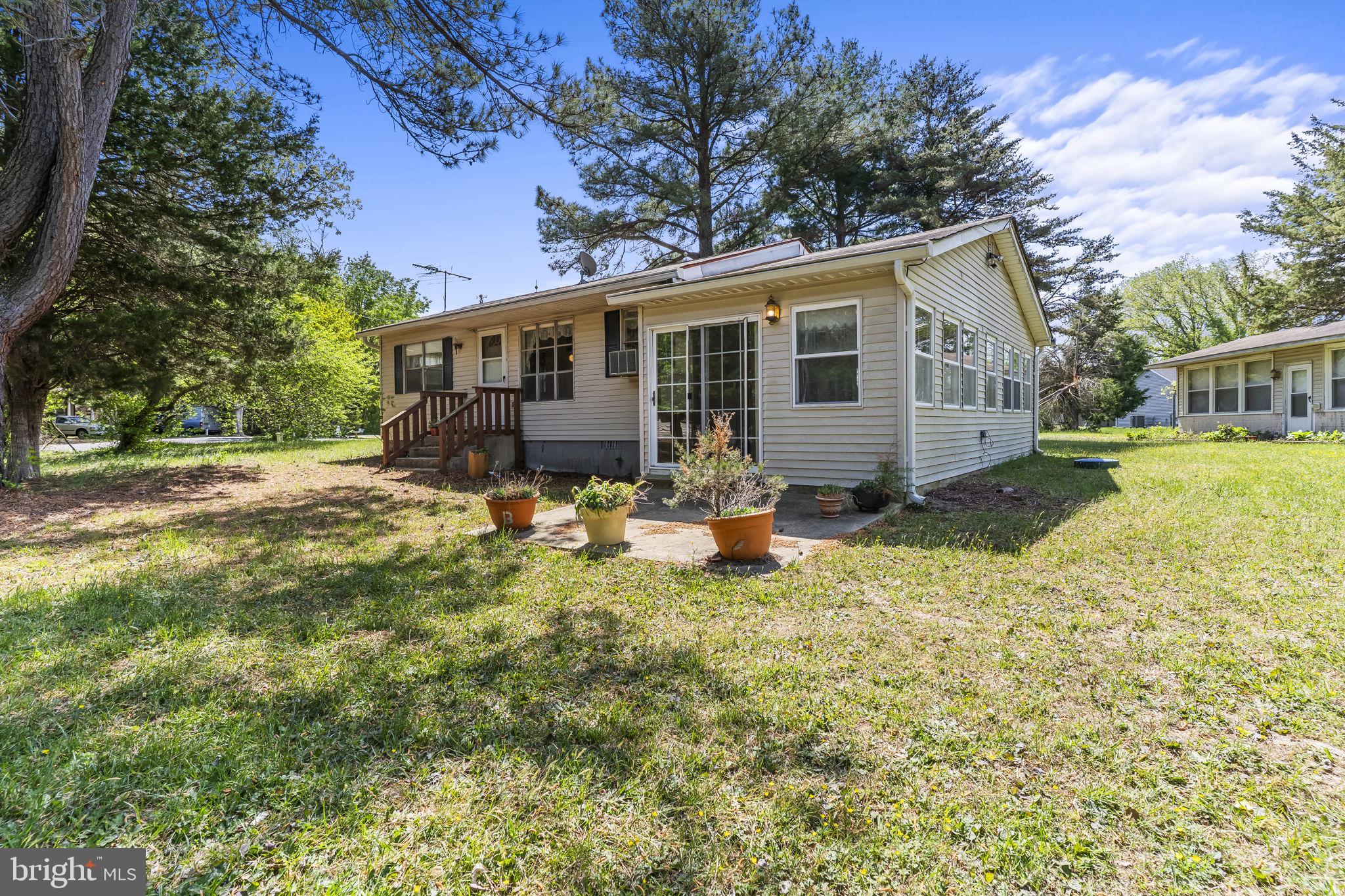 MILL POINT SHORES - Residential