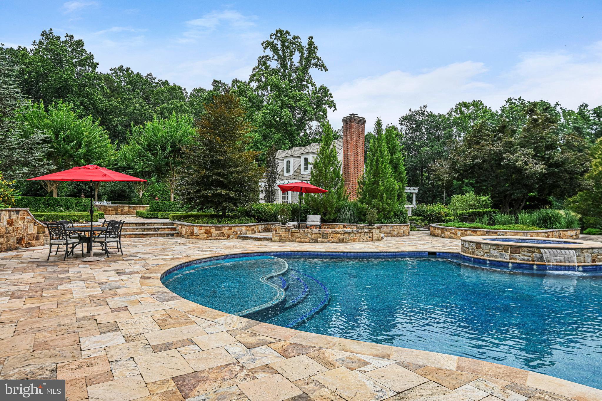 FOX LAKE - Residential