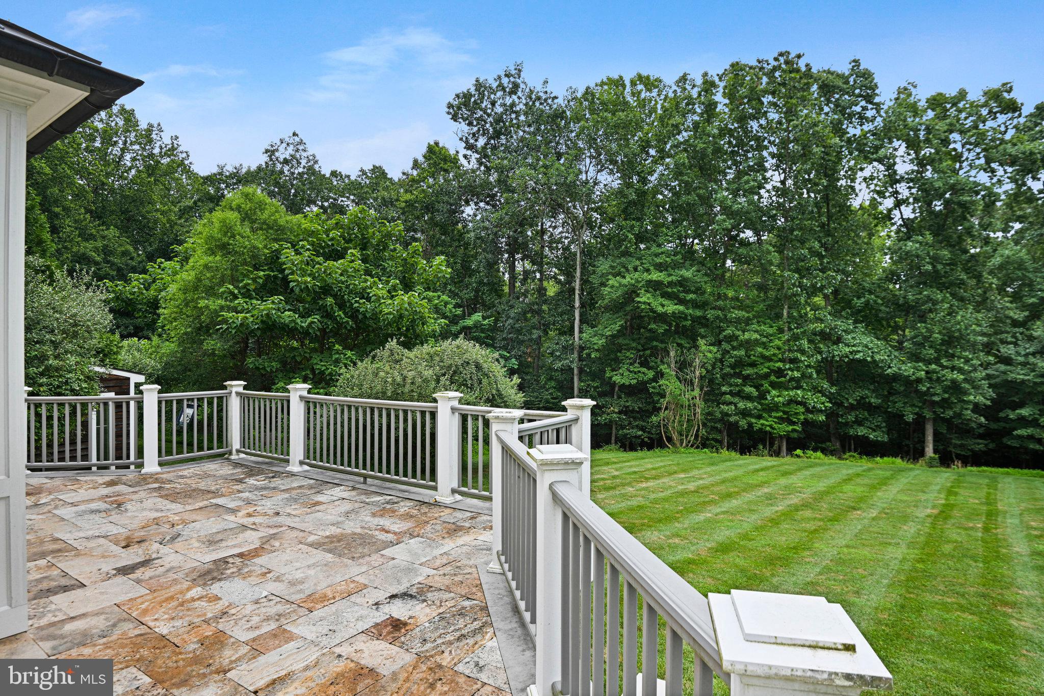 FOX LAKE - Residential