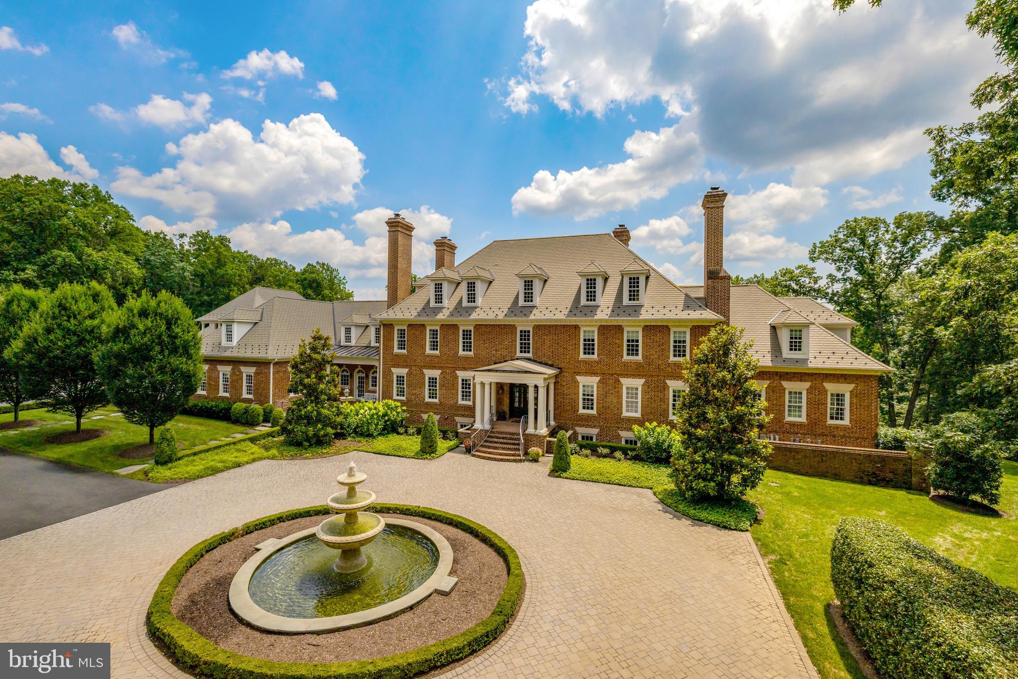 FOX LAKE - Residential