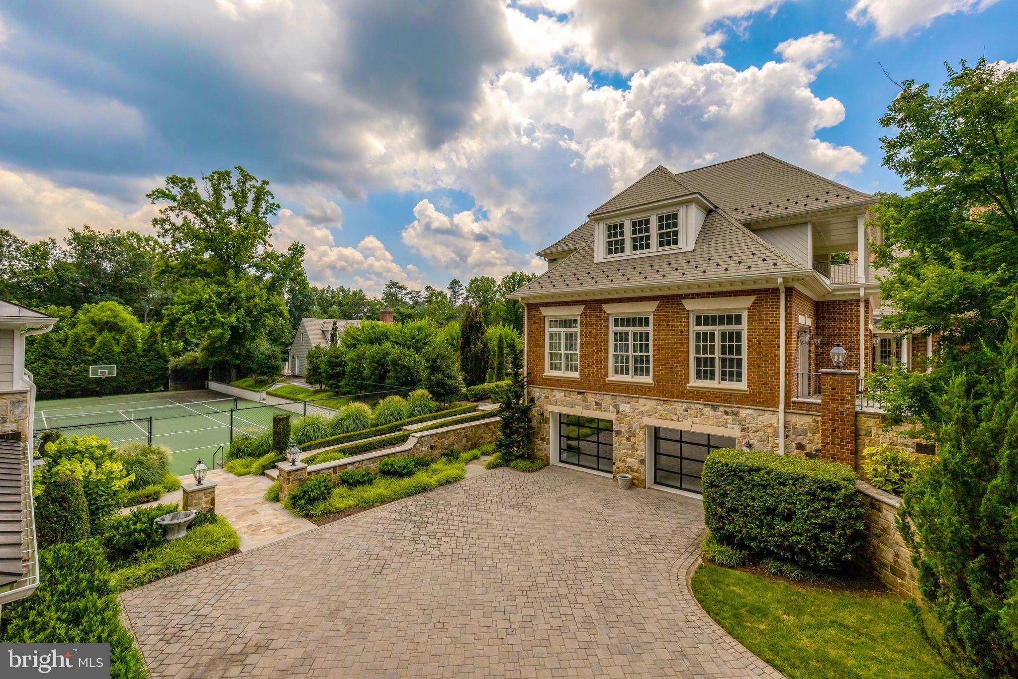 FOX LAKE - Residential