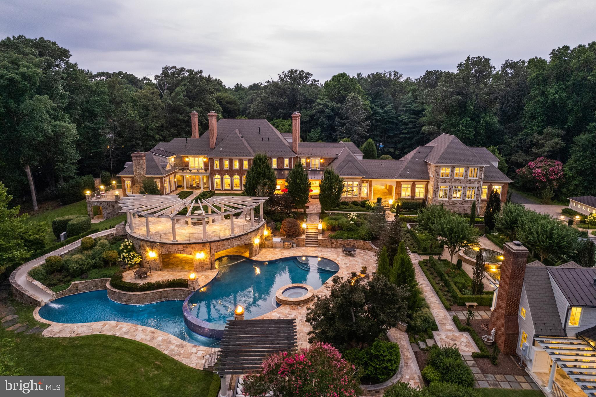 FOX LAKE - Residential