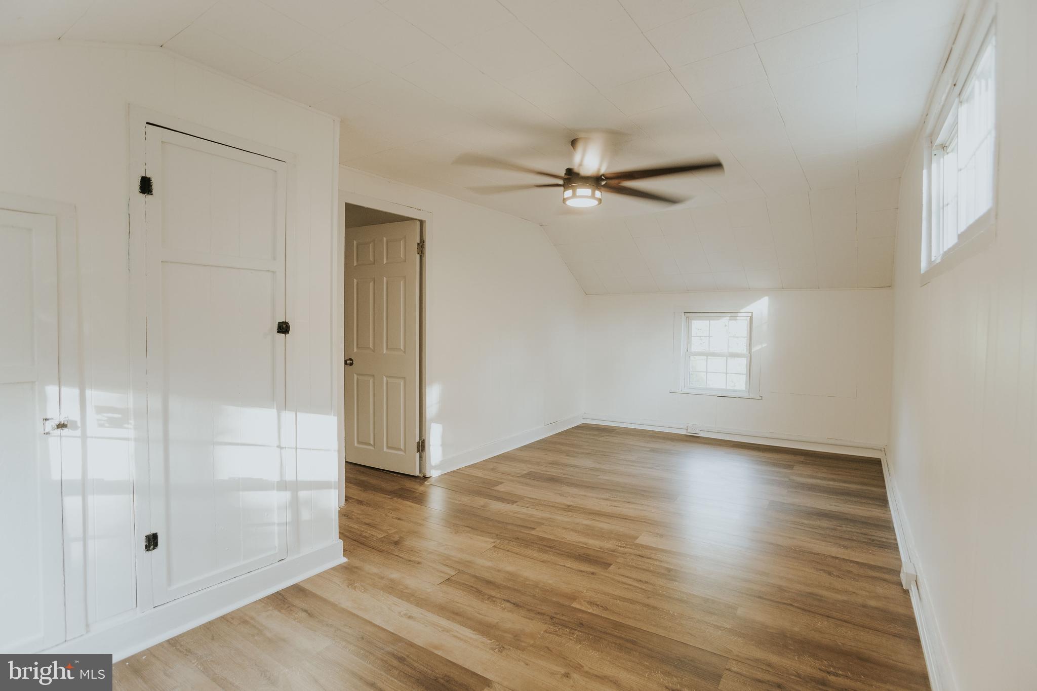 NESHAMINY HILLS - Residential Income