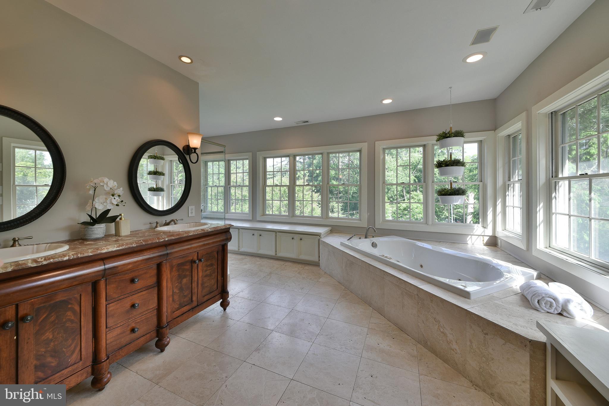 NESHAMINY HILLS - Residential Income