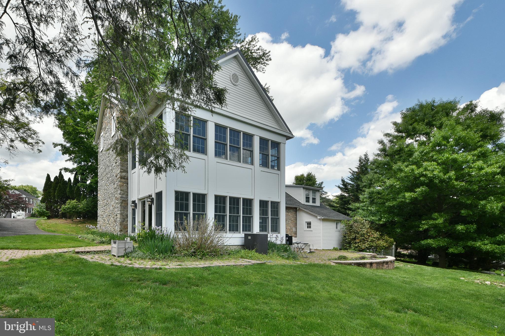 NESHAMINY HILLS - Residential Income