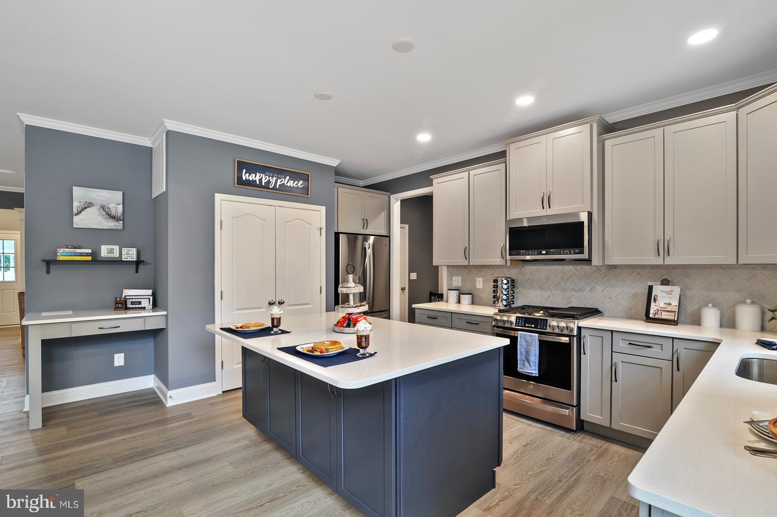 PINEHURST VILLAGE - Residential