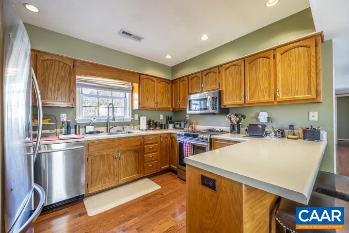 FOREST LAKES - Residential