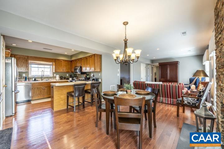 FOREST LAKES - Residential