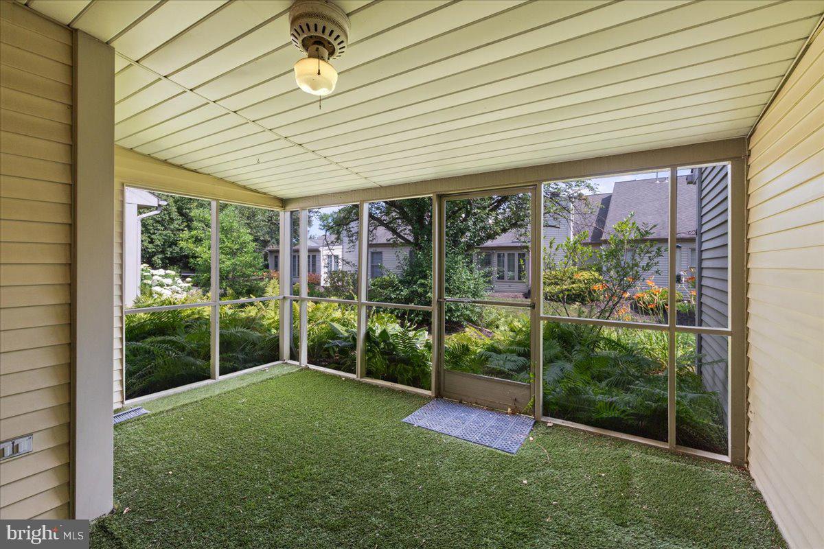 CAMBRIDGE COMMONS - Residential