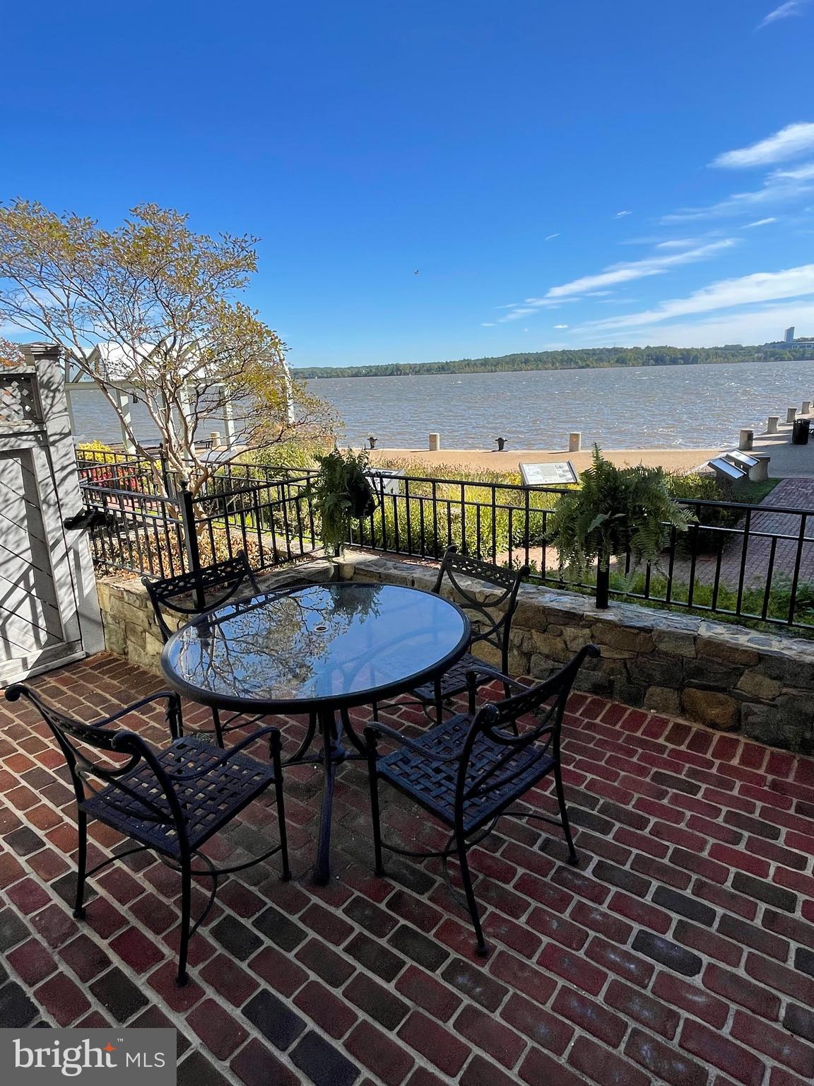 FORDS LANDING - Residential
