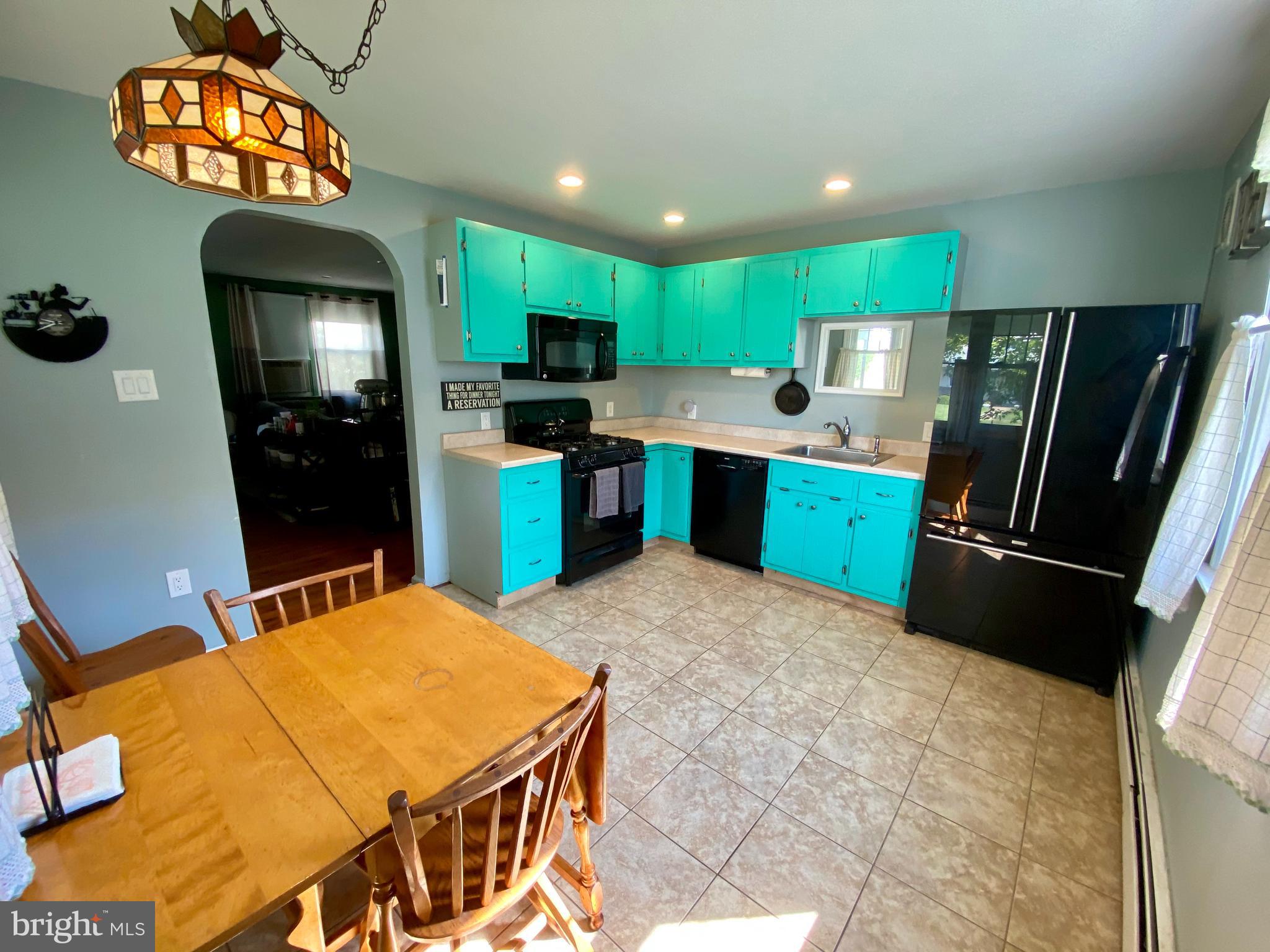 FOX CHASE - Residential