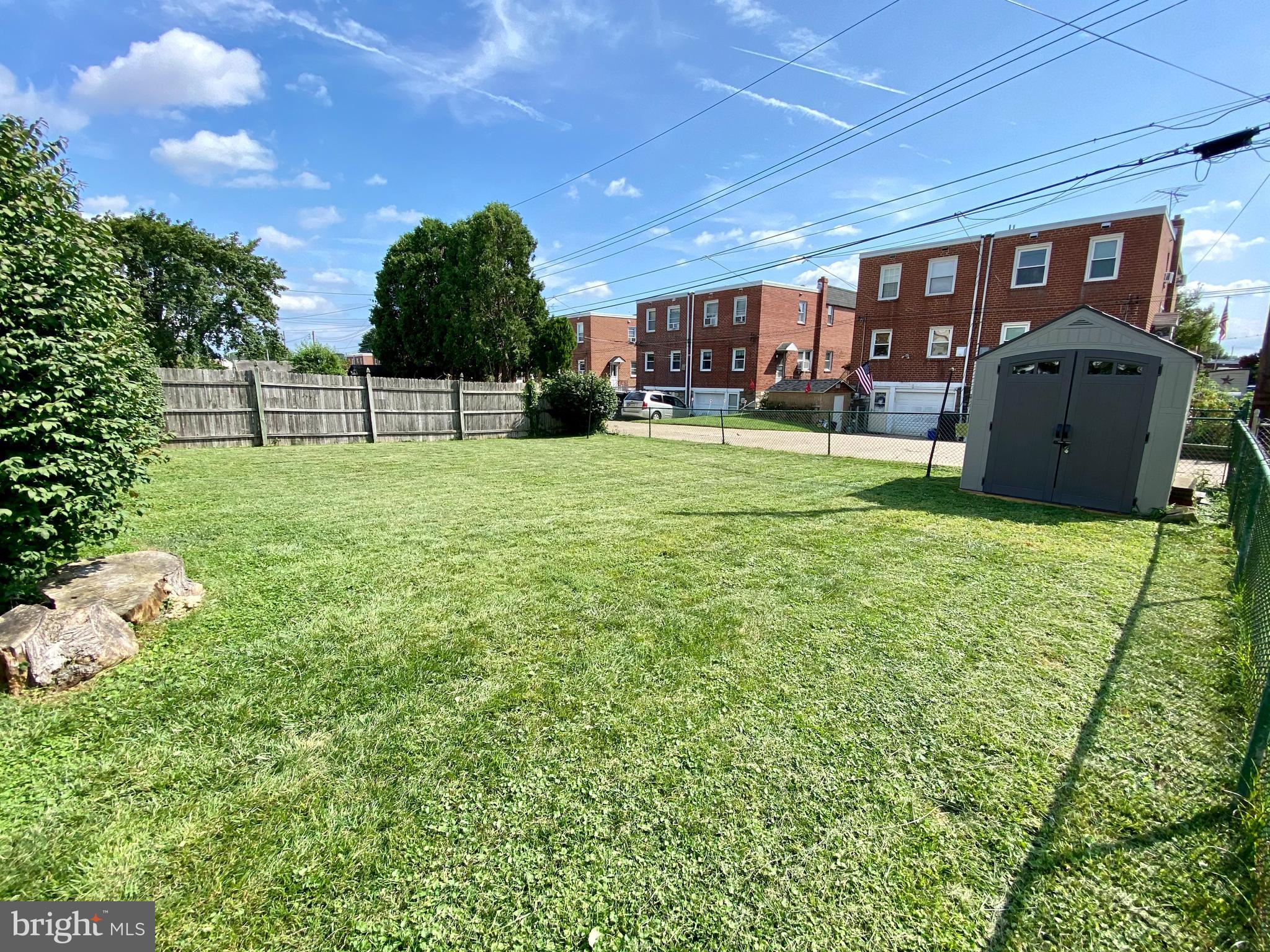 FOX CHASE - Residential