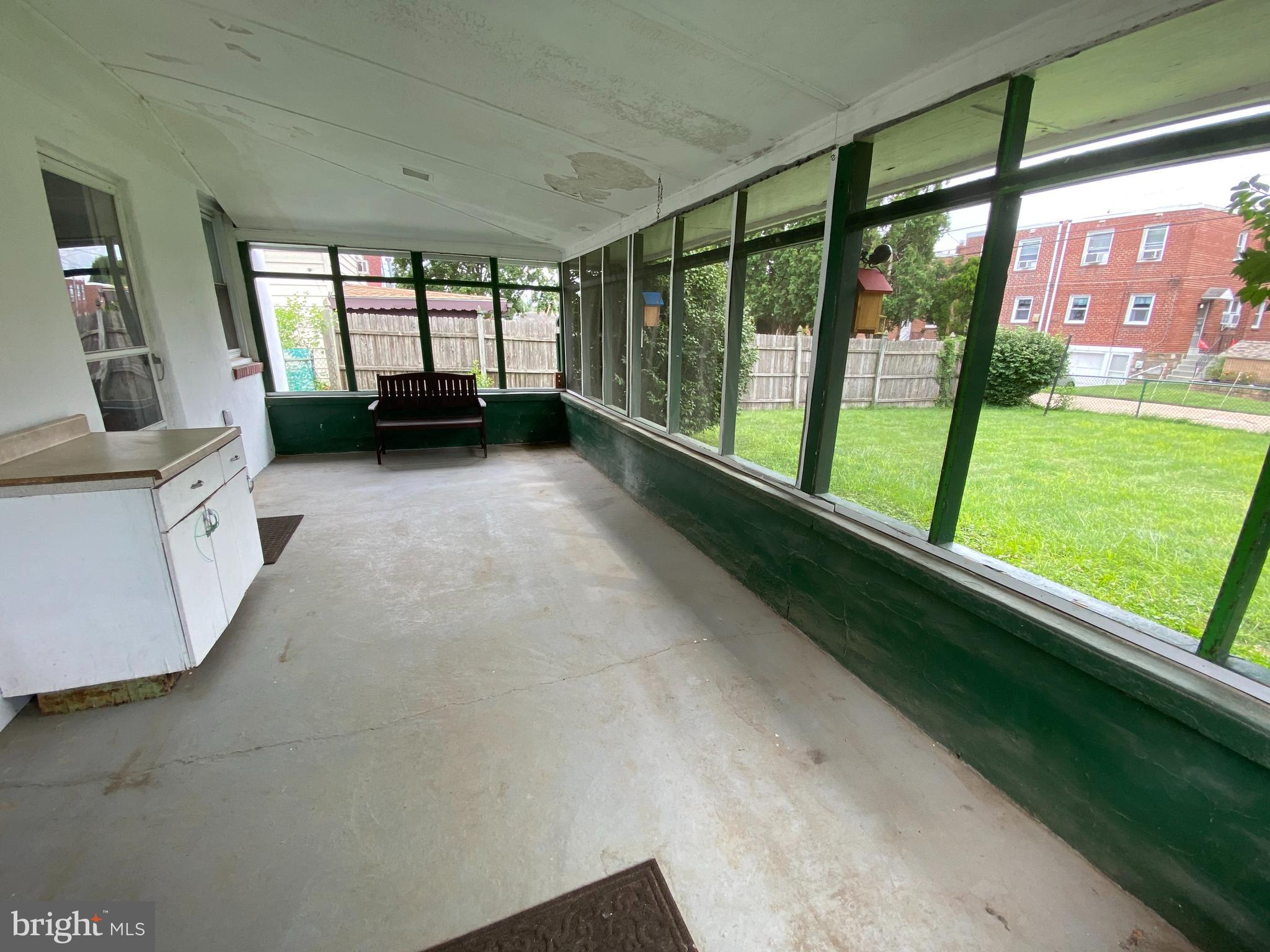 FOX CHASE - Residential