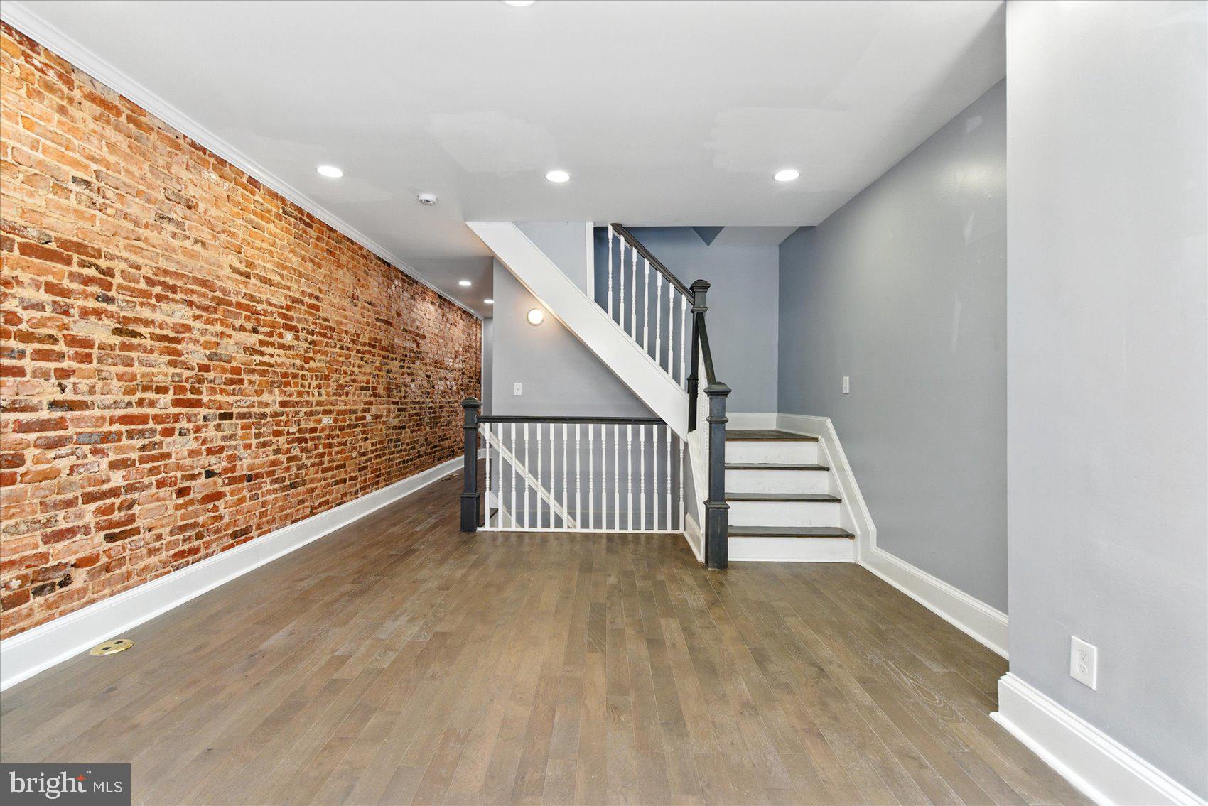 BARCLAY - Residential