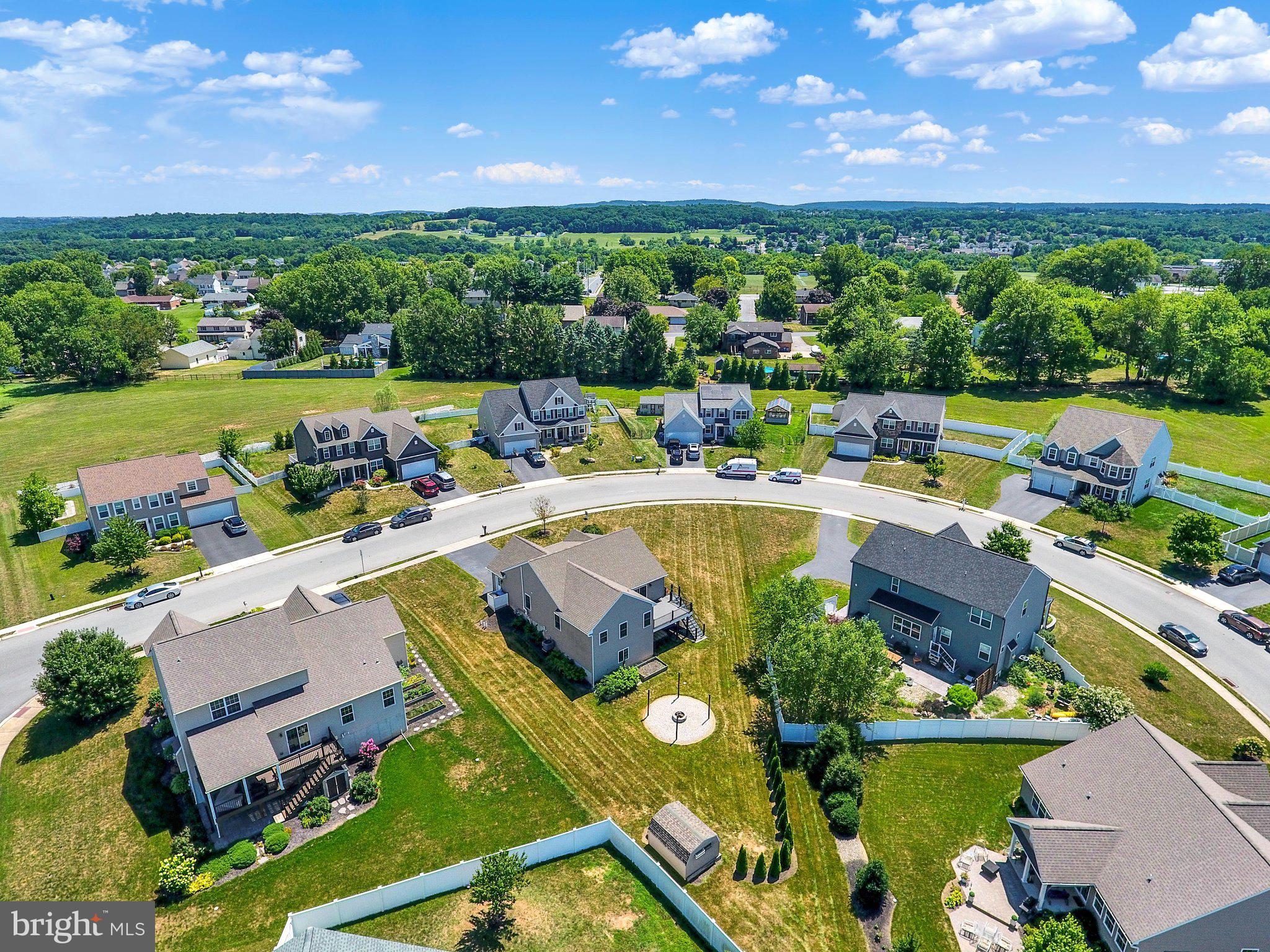 ROLLING MEADOWS - Residential
