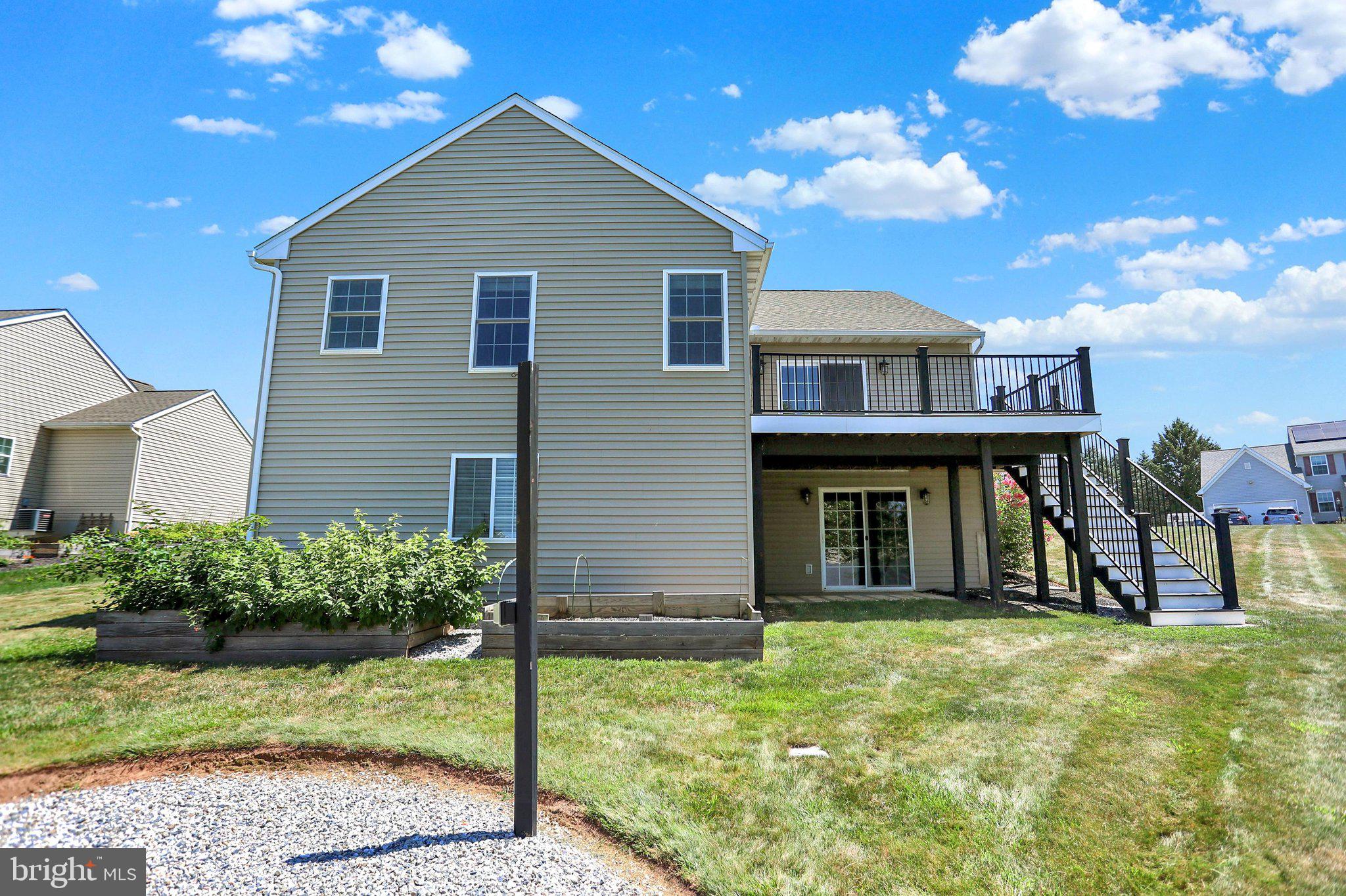 ROLLING MEADOWS - Residential