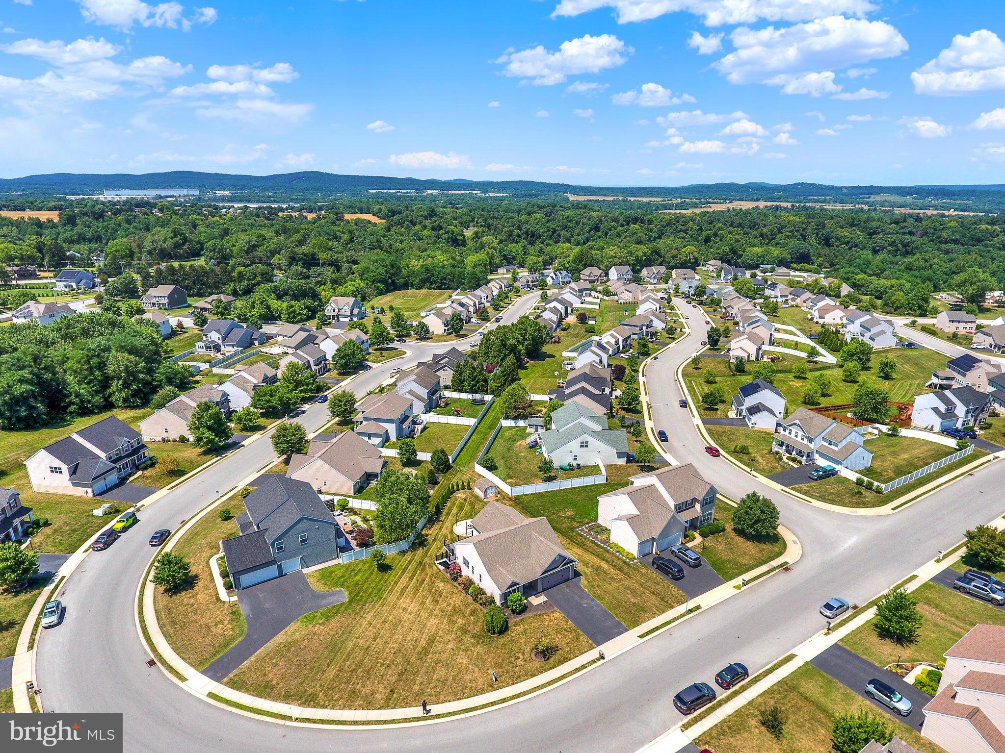 ROLLING MEADOWS - Residential