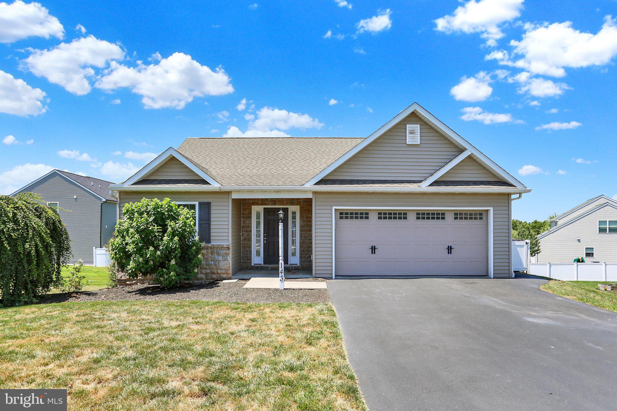 ROLLING MEADOWS - Residential