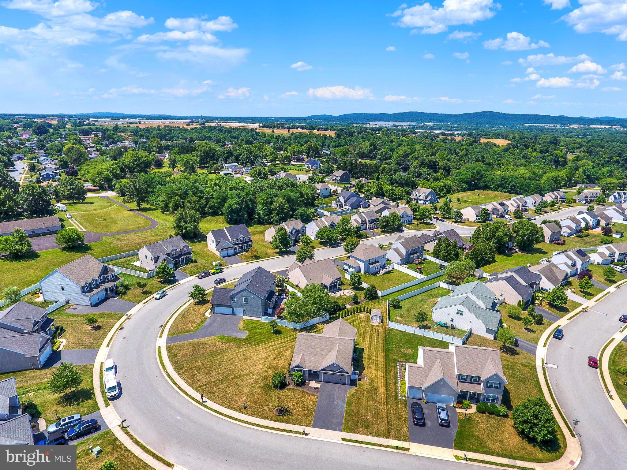 ROLLING MEADOWS - Residential