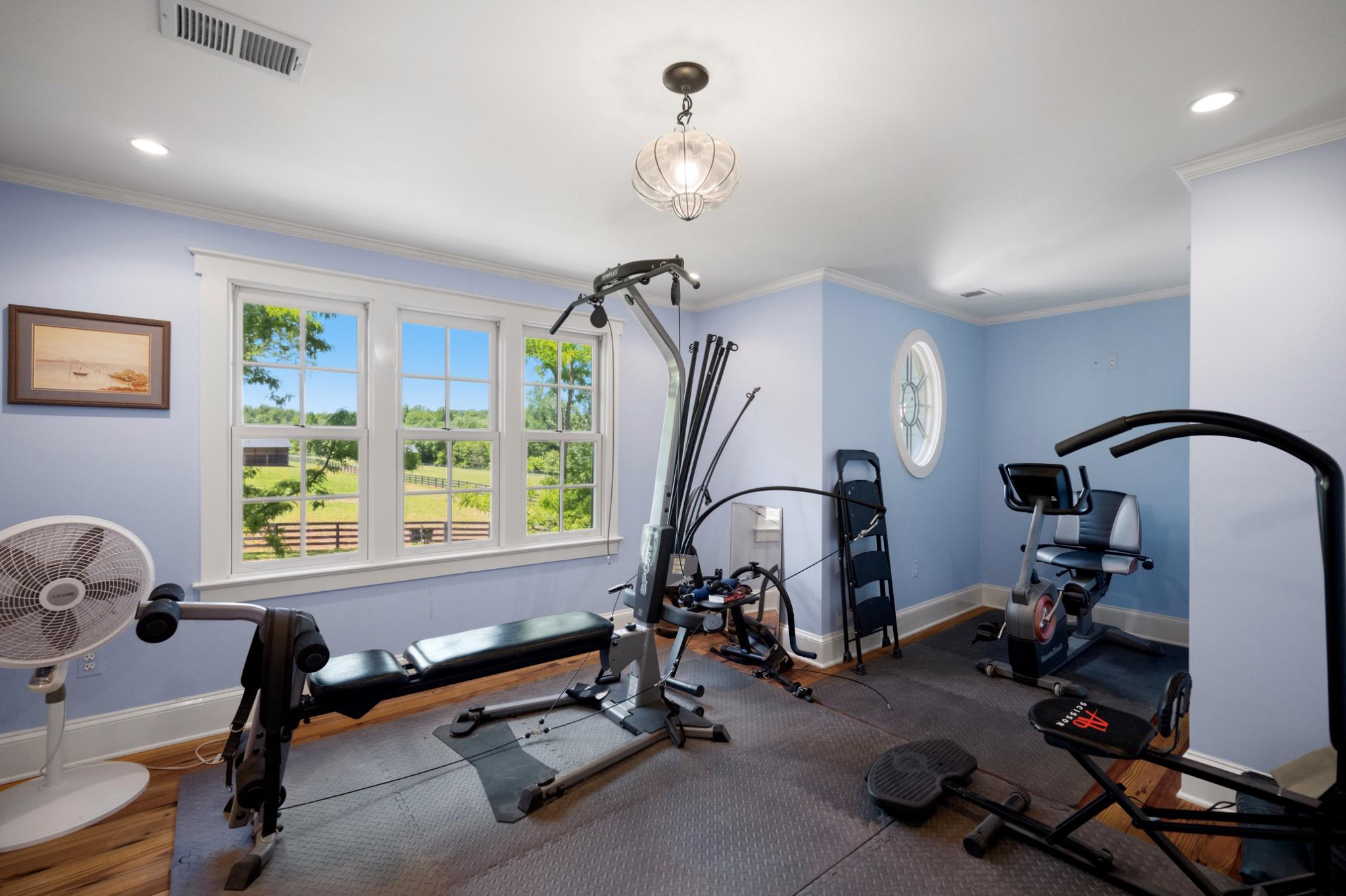 POOLESVILLE OUTSIDE - Residential