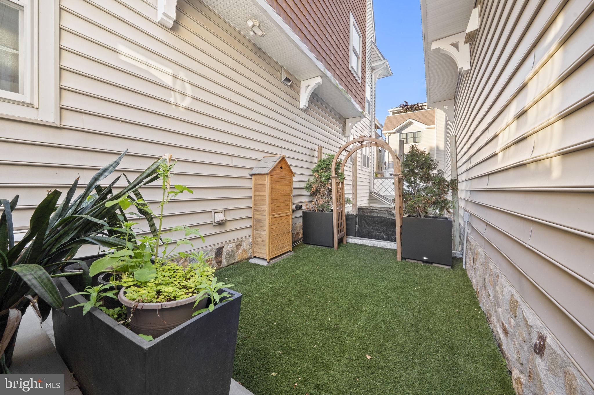 MANAYUNK - Residential