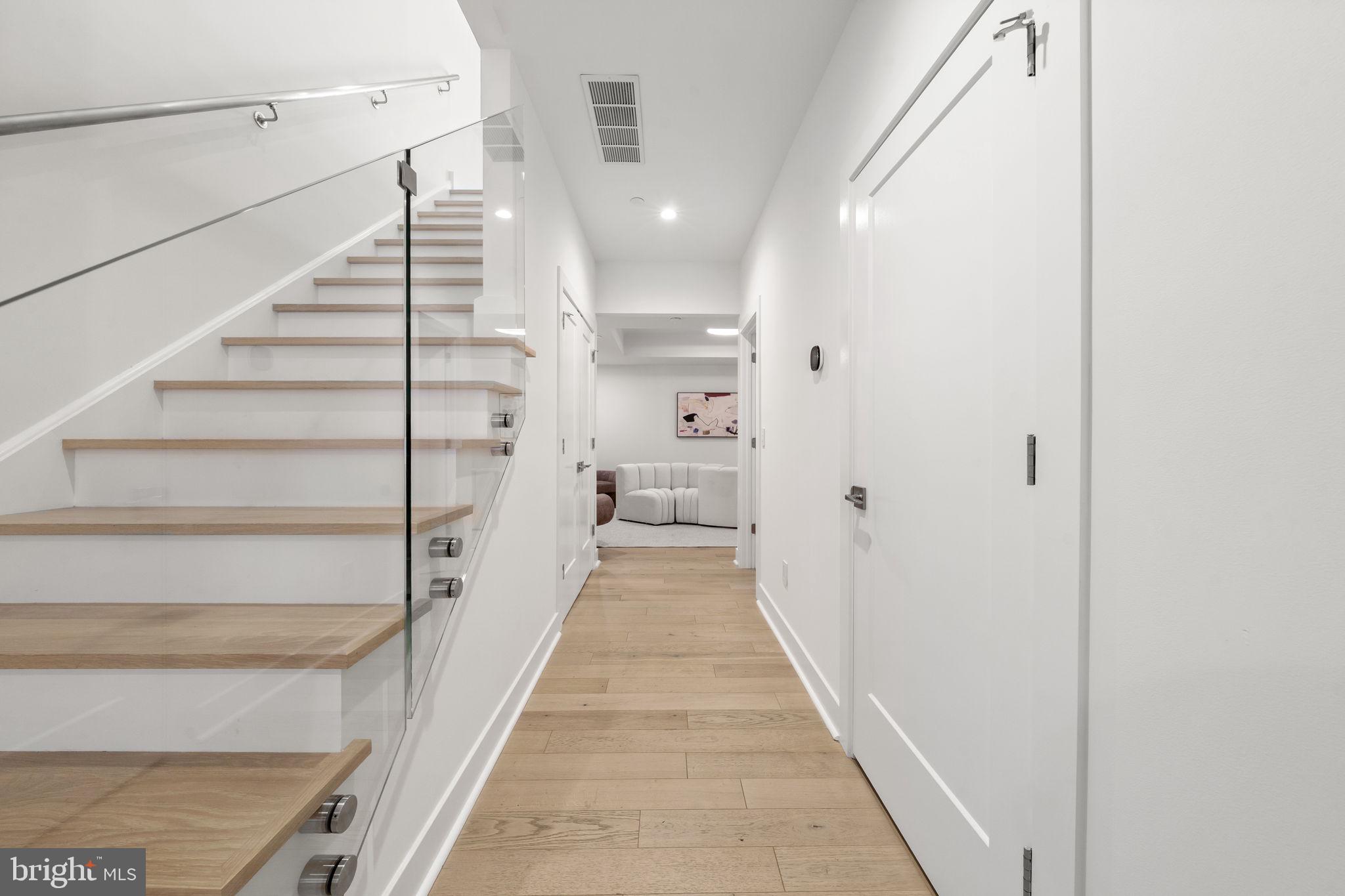 MANAYUNK - Residential