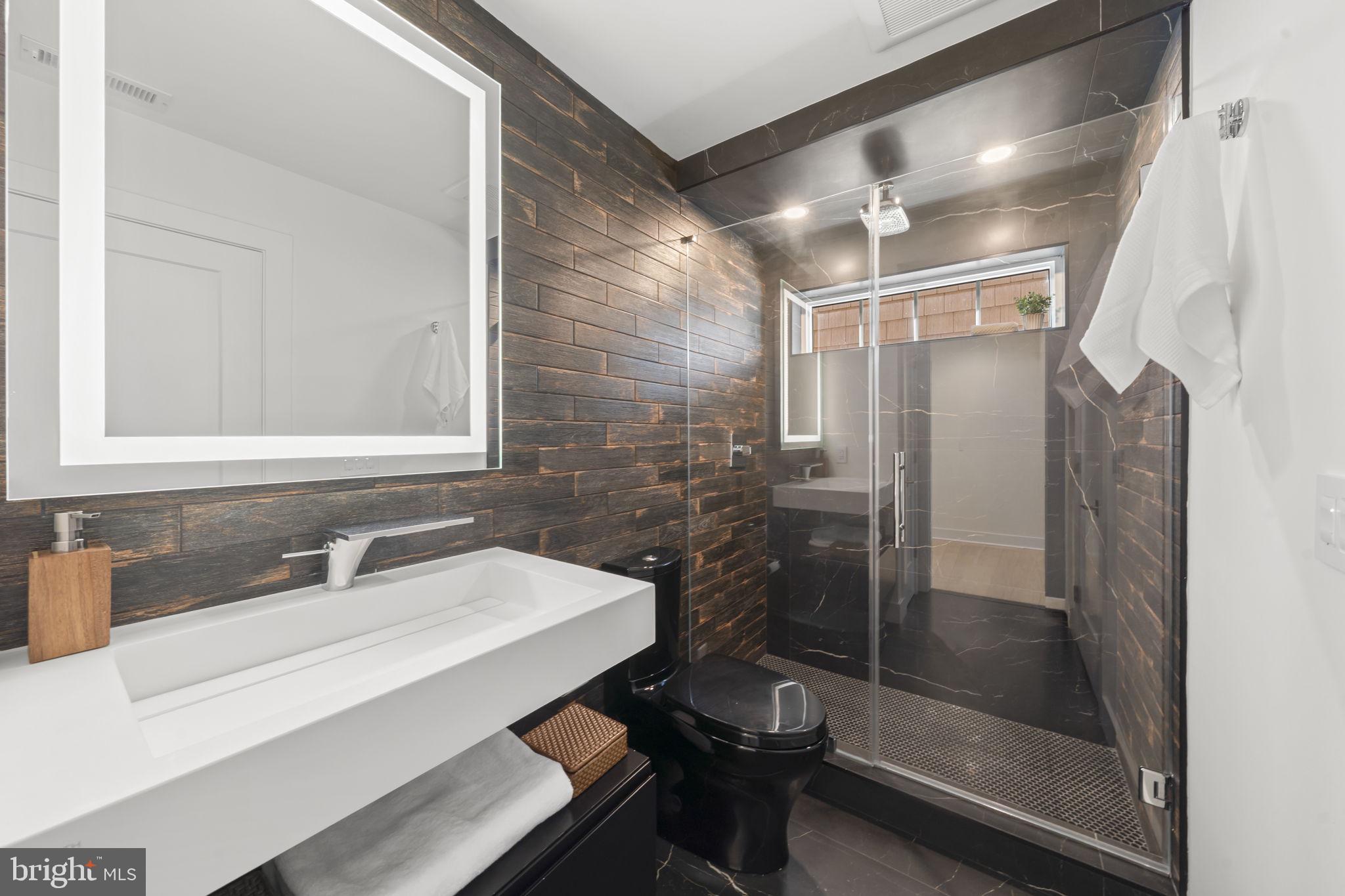MANAYUNK - Residential