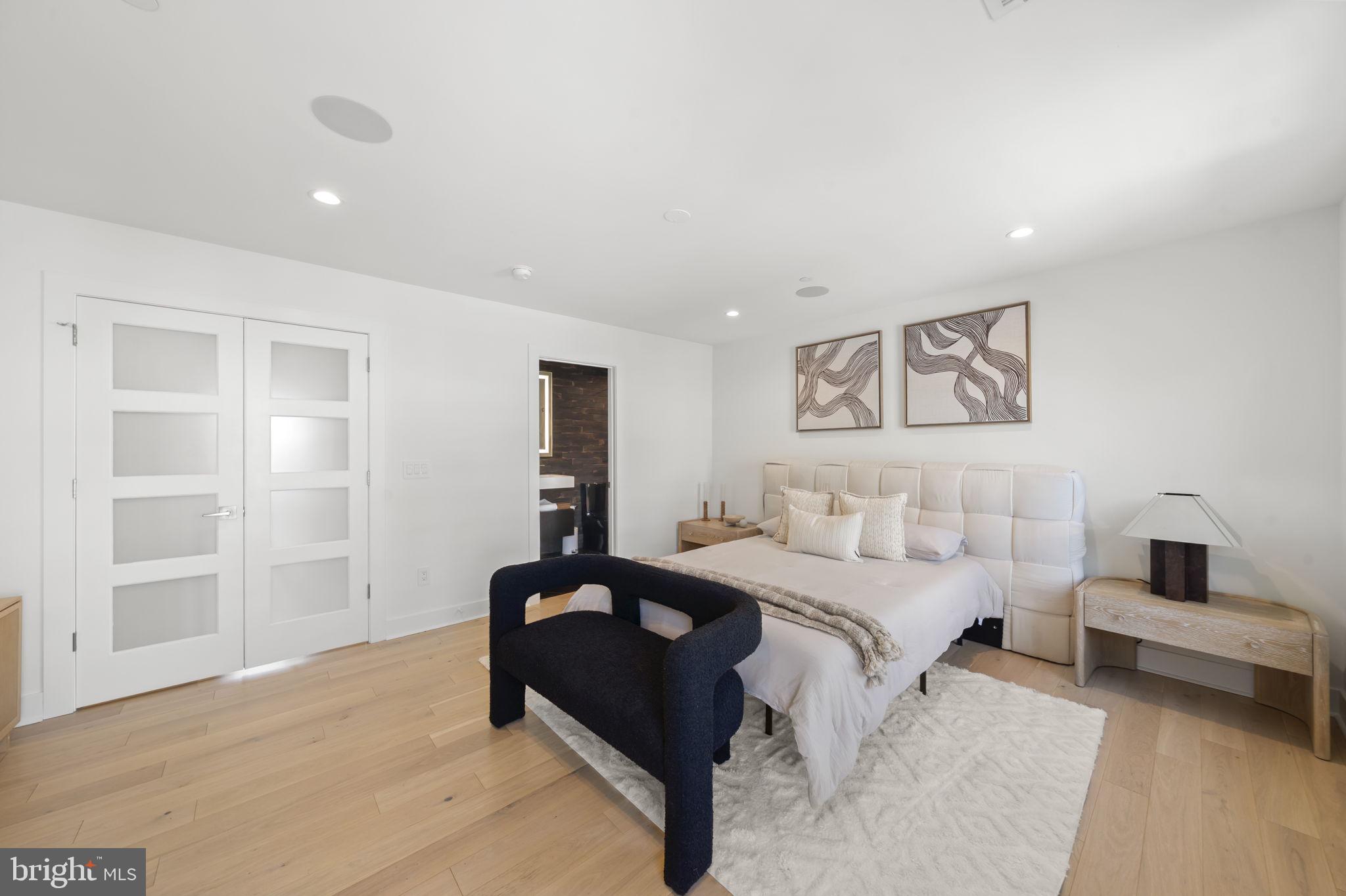 MANAYUNK - Residential