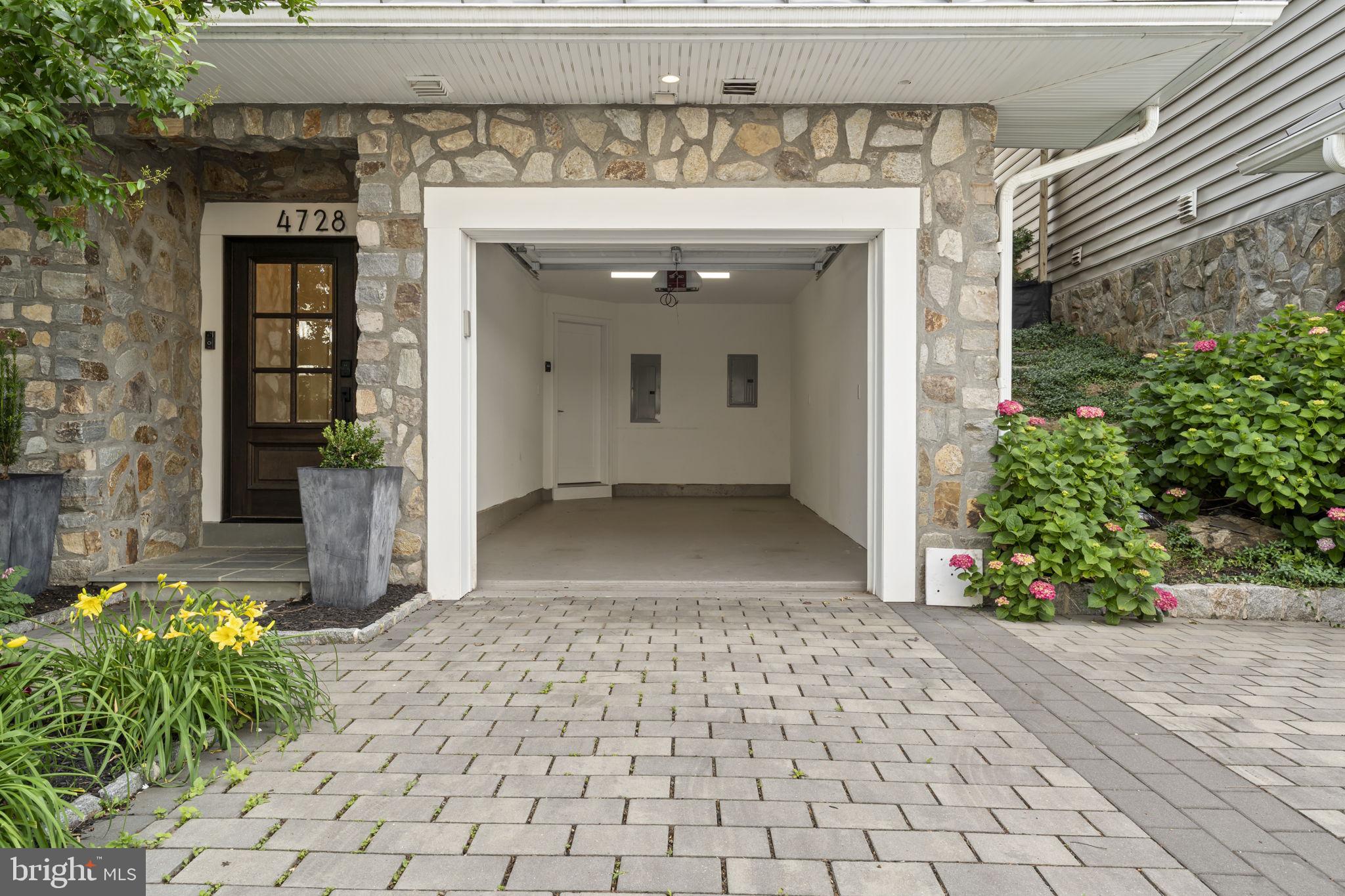 MANAYUNK - Residential