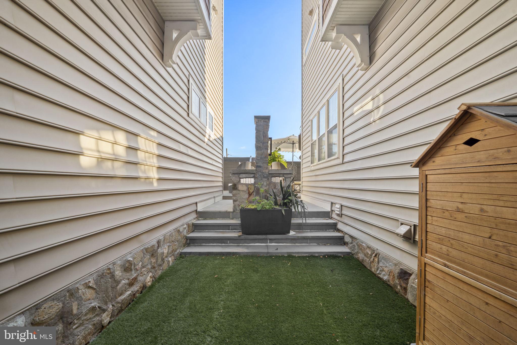 MANAYUNK - Residential