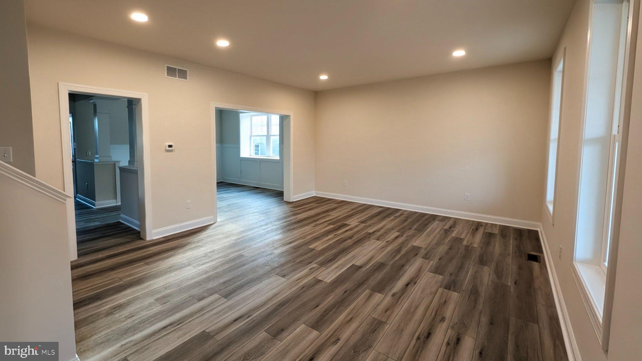 FOLSOM - Residential