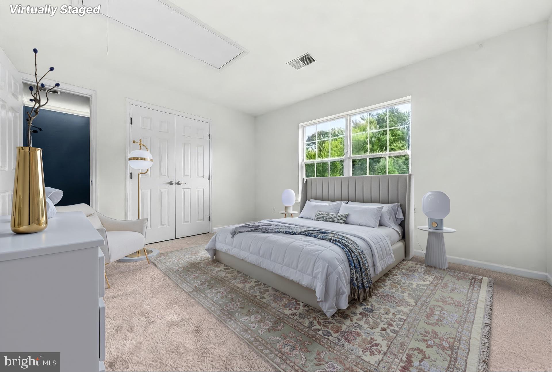 FARMINGTON WOODS - Residential