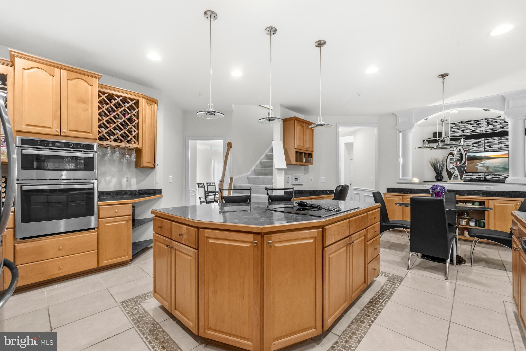 FARMINGTON WOODS - Residential