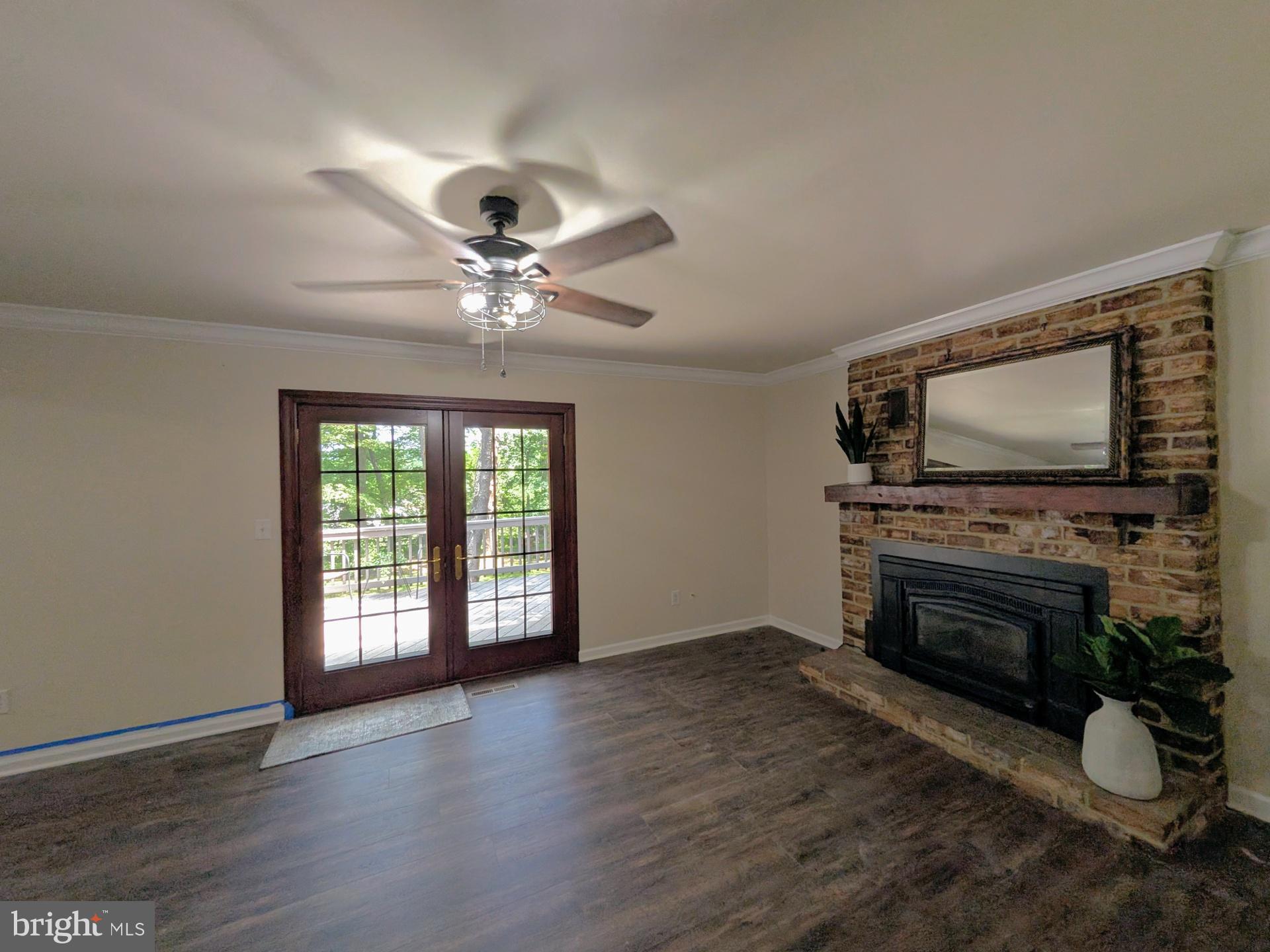 SHERWOOD FOREST - Residential