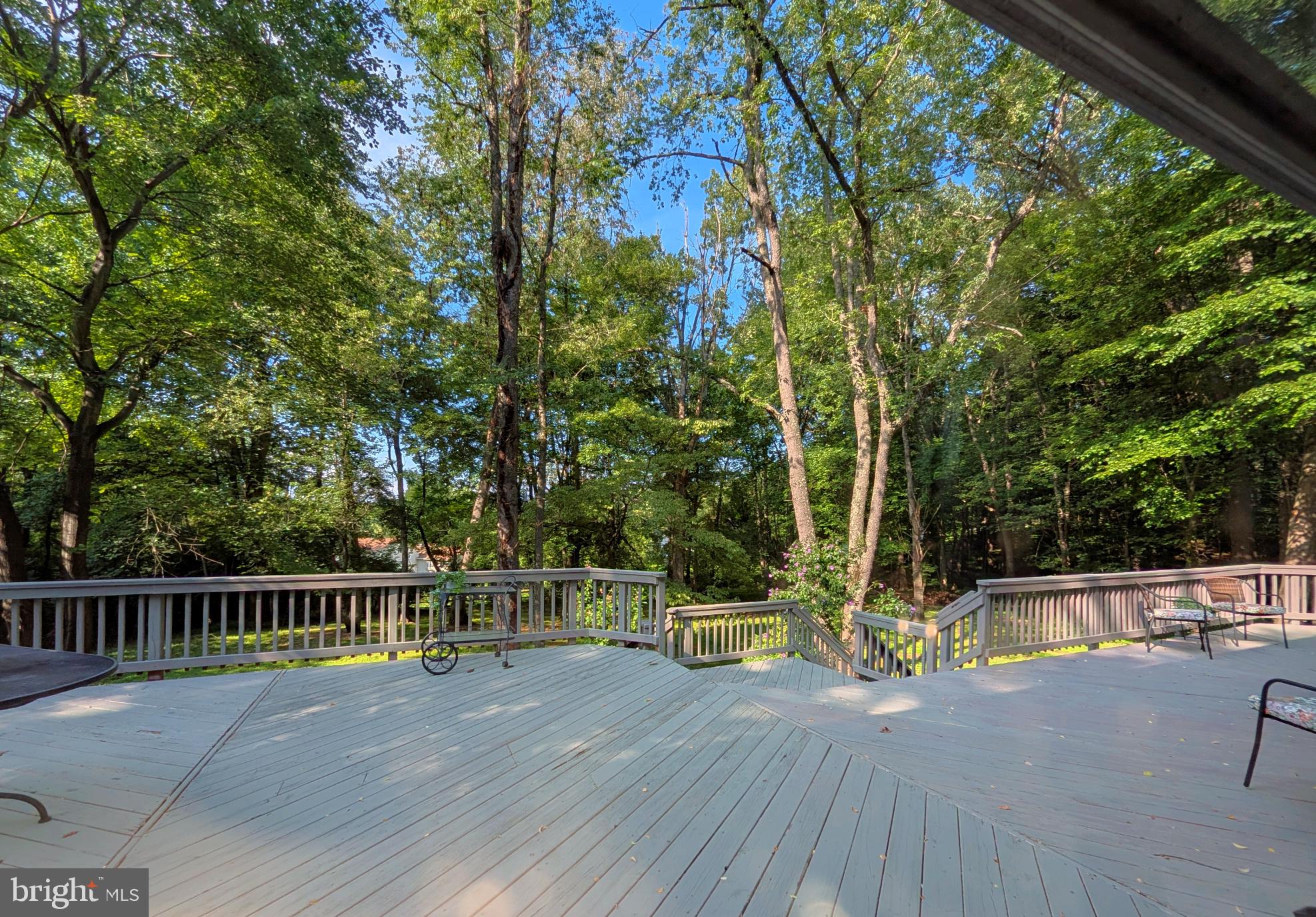 SHERWOOD FOREST - Residential