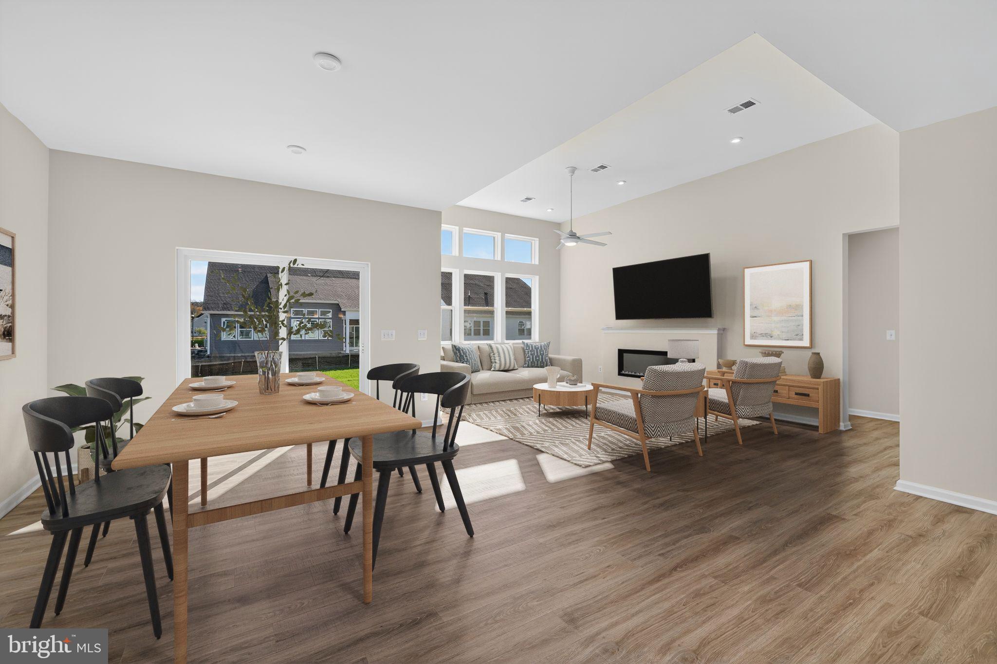 SYCAMORE CHASE - Residential