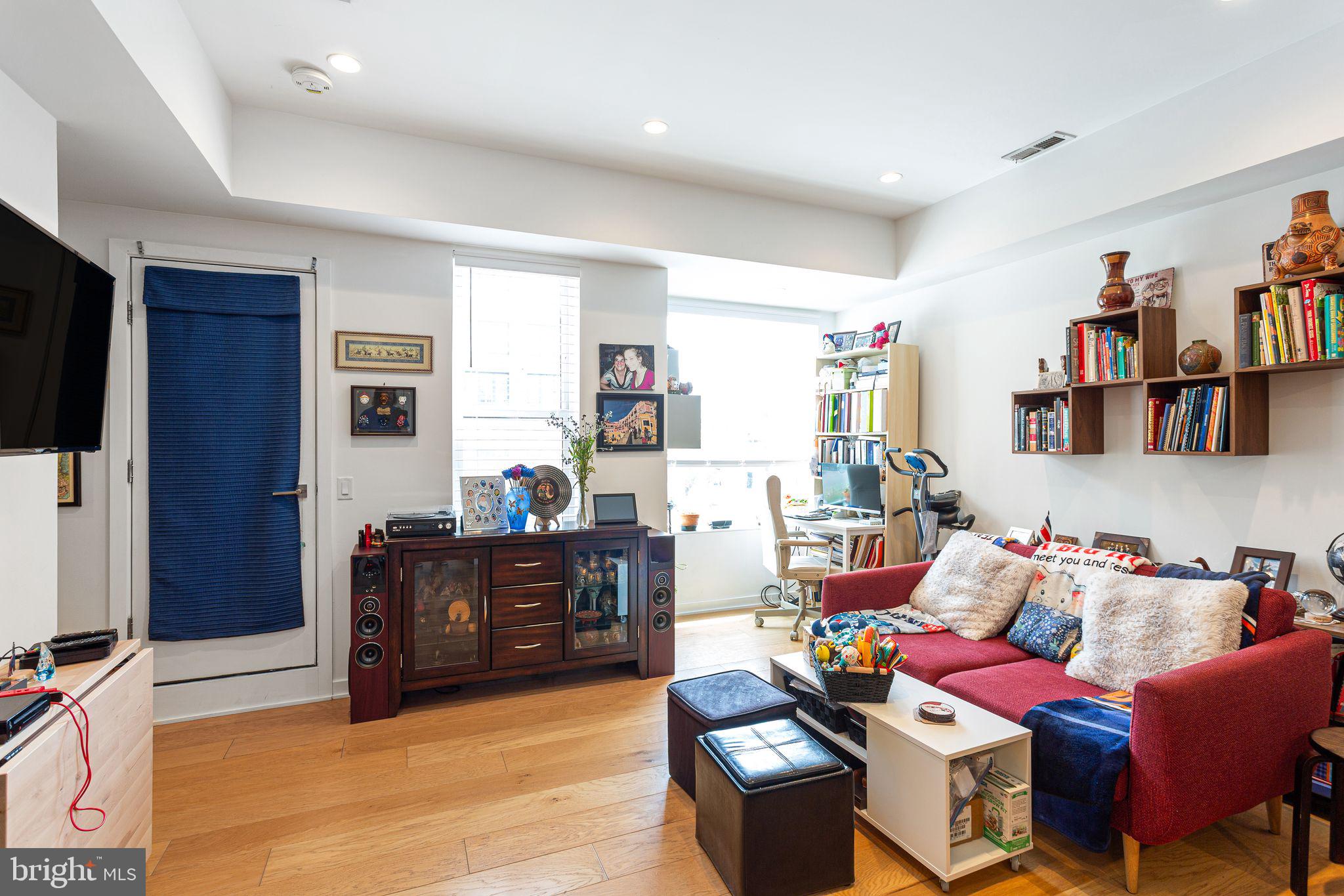 OLDE KENSINGTON - Residential