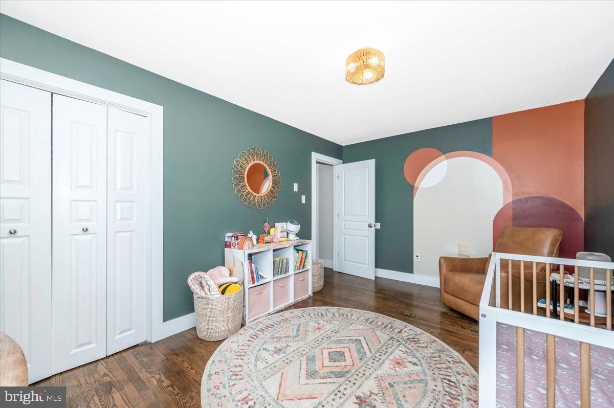 MYERSVILLE - Residential