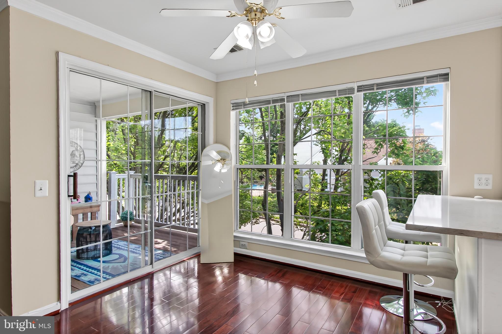 GUNSTON CORNER - Residential
